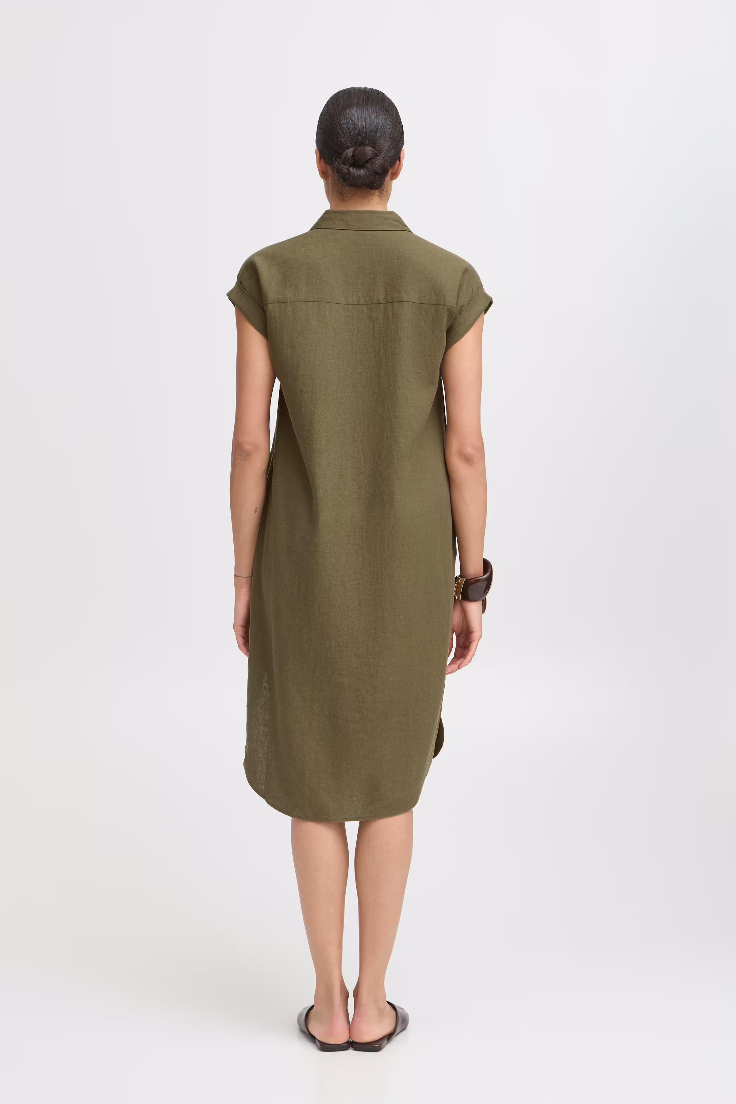 BYFALAKKA Jurk LOOKBOOK BACK 20814553-190510