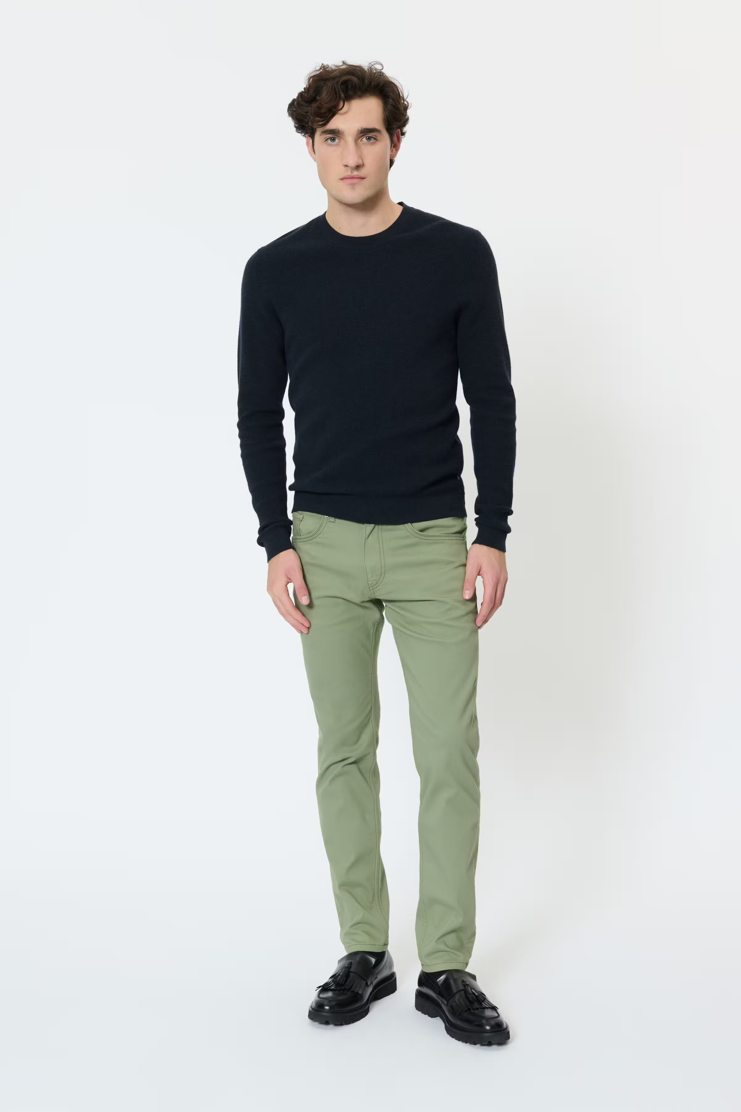 MApete Hose LOOKBOOK FRONT 30205683-176212