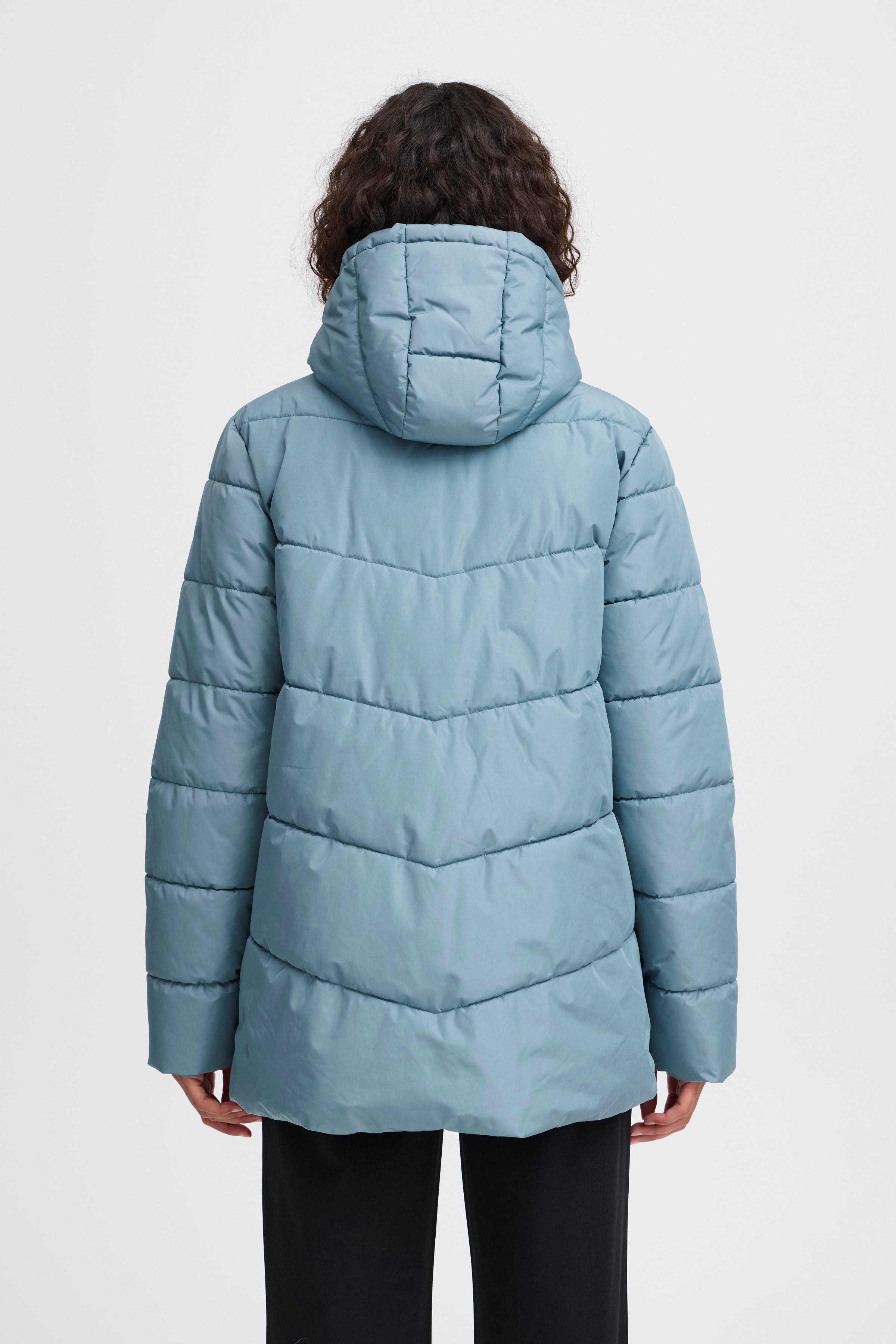 IHZELANA Outerwear LOOKBOOK BACK 20121300-184215