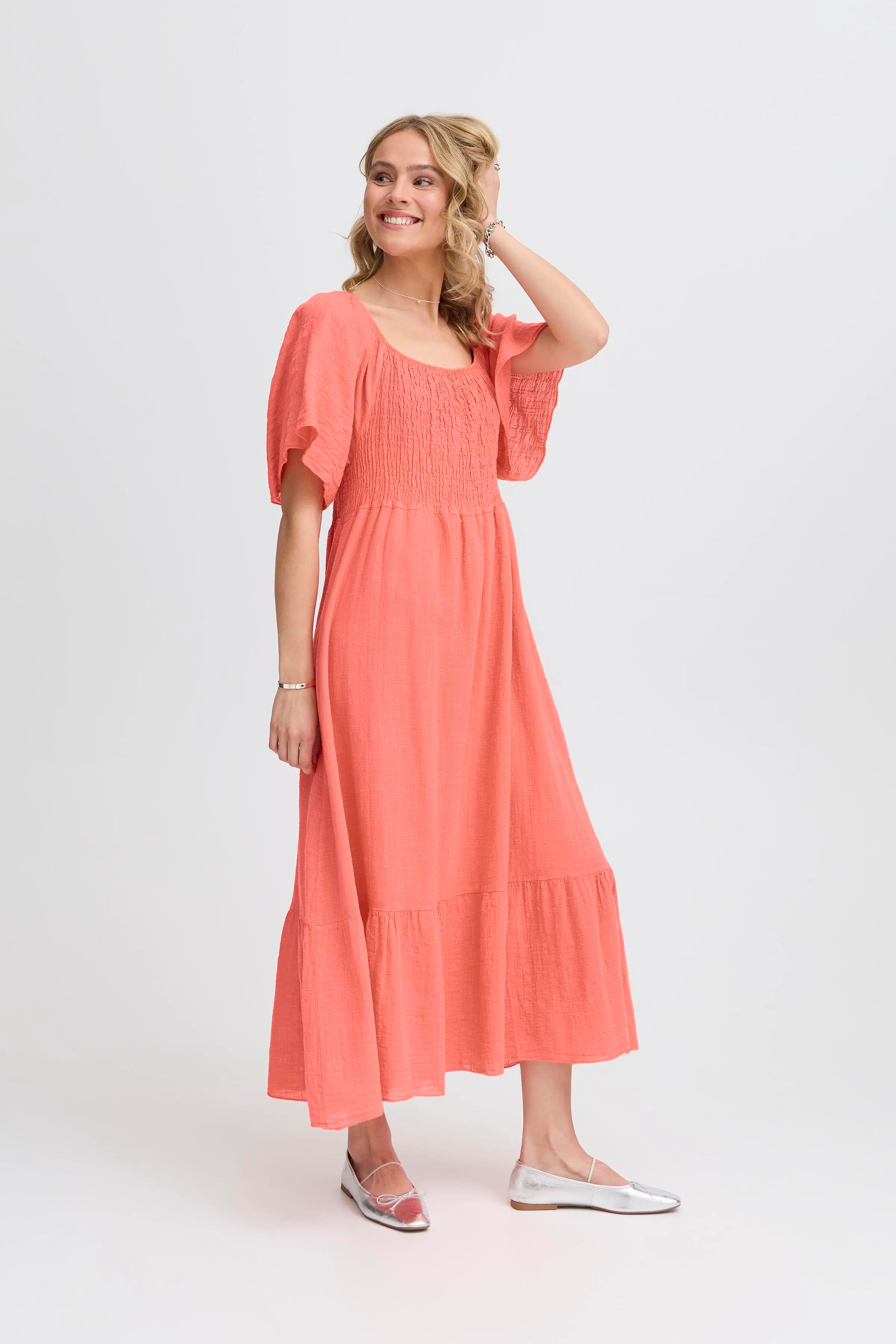 SBALEXA Kjole LOOKBOOK FRONT 22100929-161546