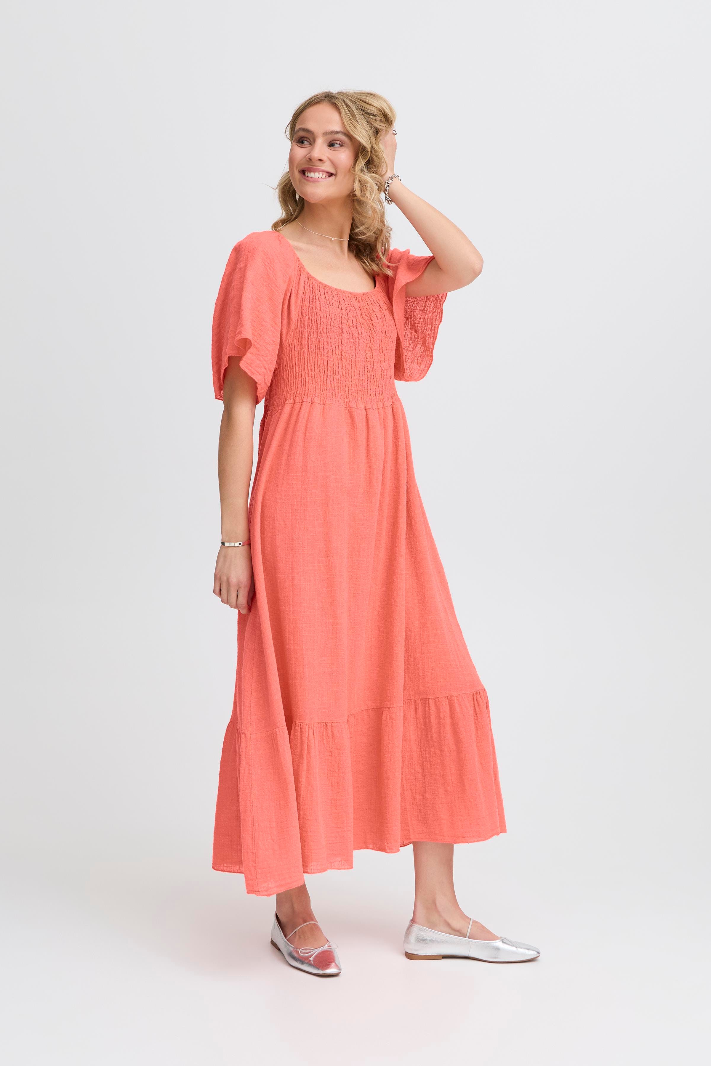 SBALEXA Jurk LOOKBOOK FRONT 22100929-161546