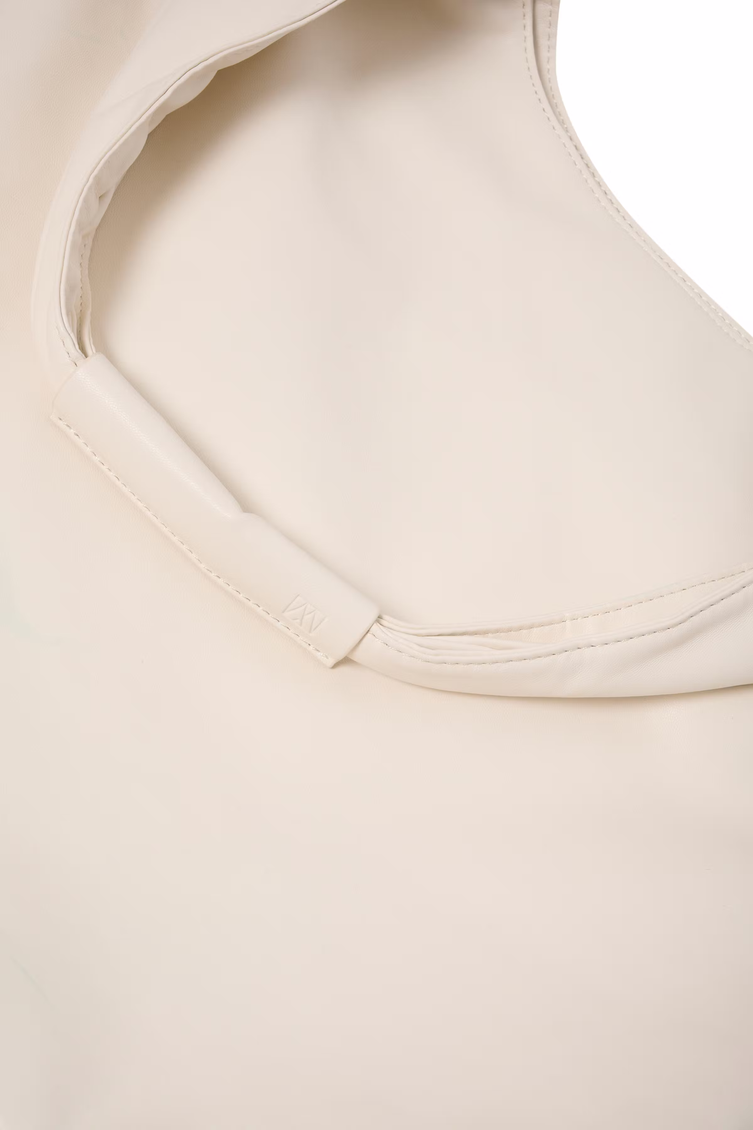 OEIW Bag PACK DETAIL 30108246-110701