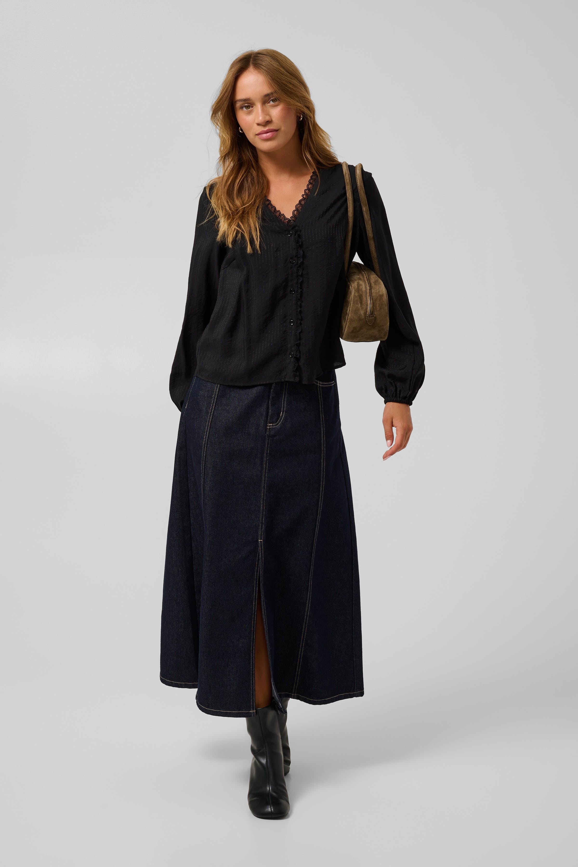 KAsollie Blus LOOKBOOK FRONT 10512368-100121