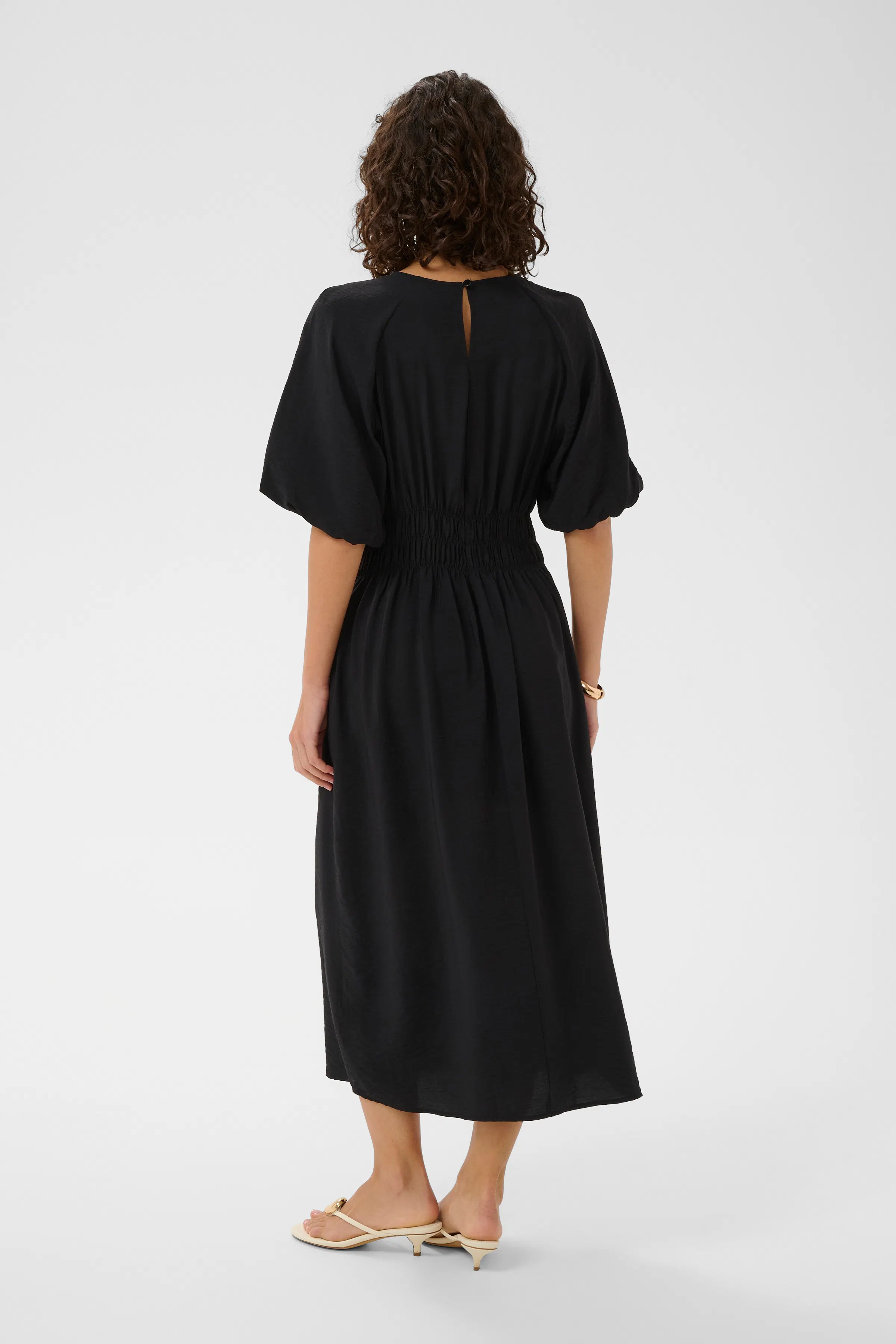 KAneema Kjole LOOKBOOK BACK 10511442-100121