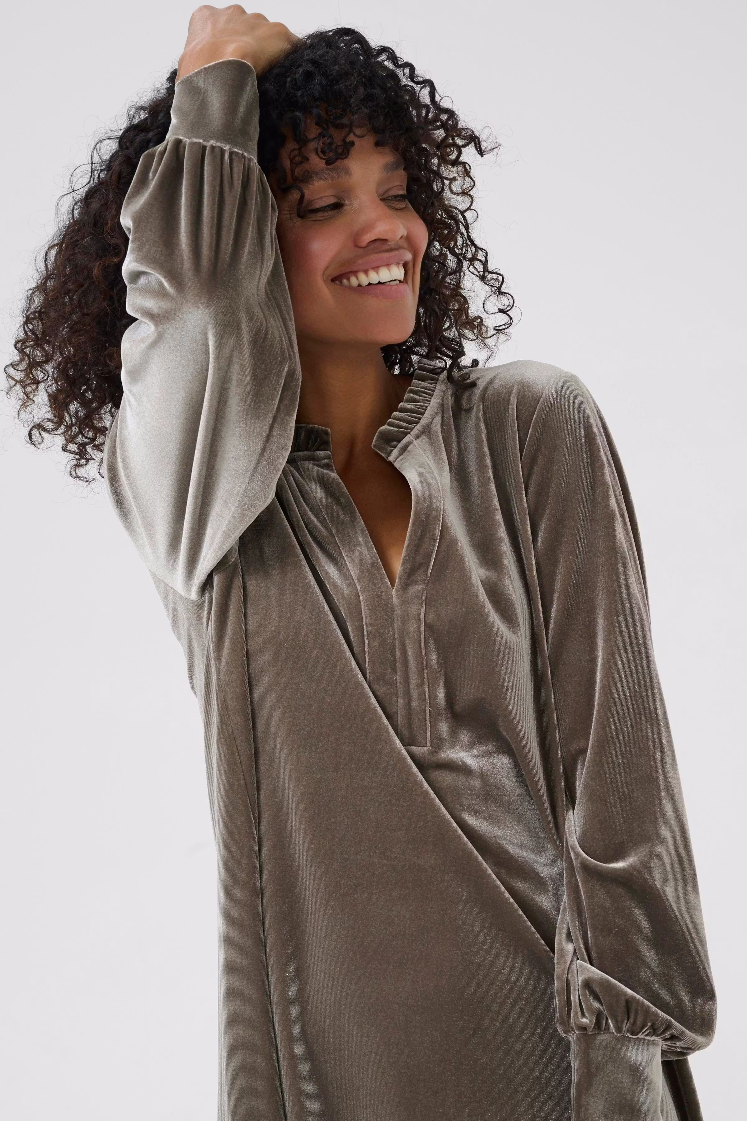 KAkelly Kleid LOOKBOOK DETAIL 10511021-190808