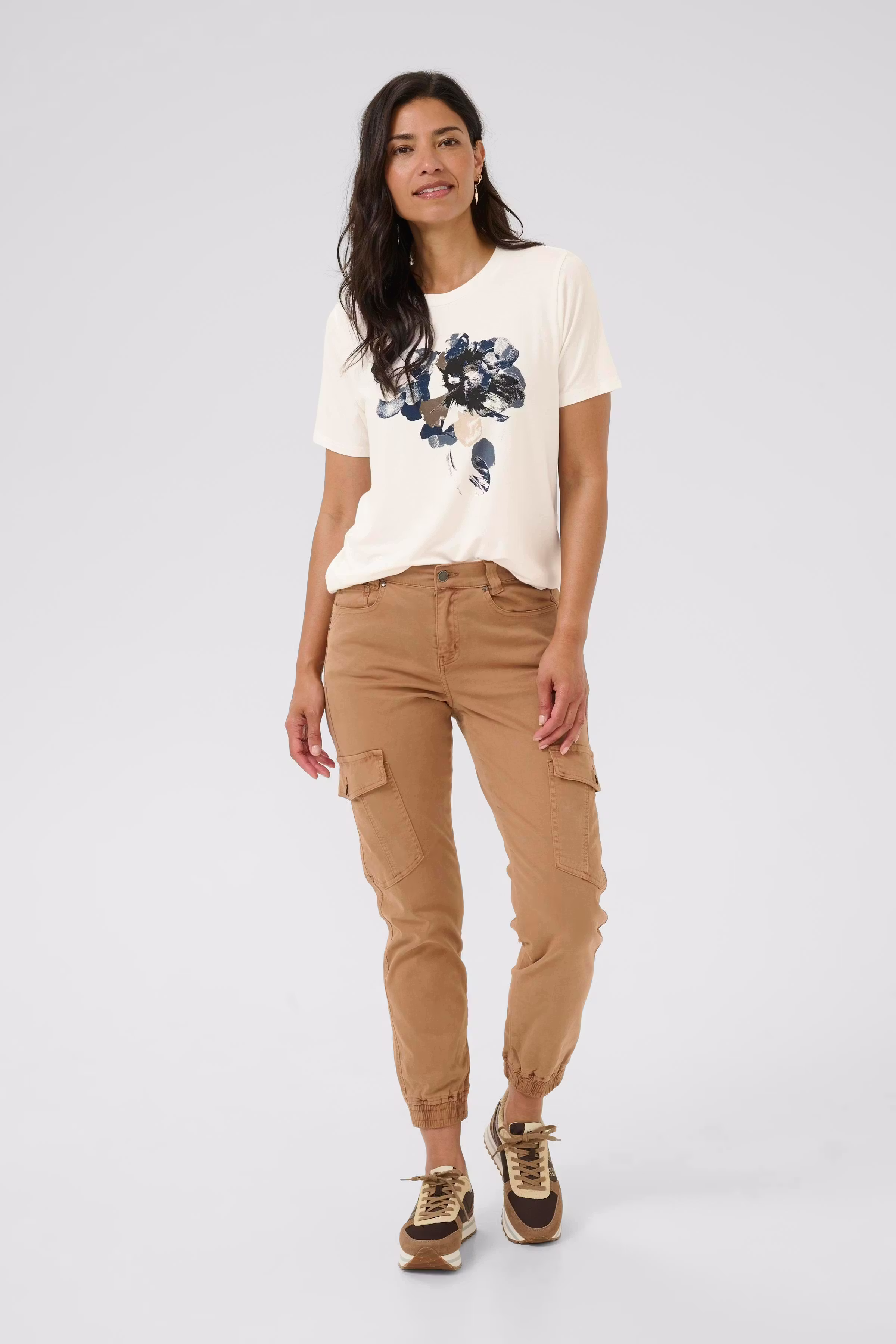 BPleona T-shirt LOOKBOOK FRONT 40200018-110602