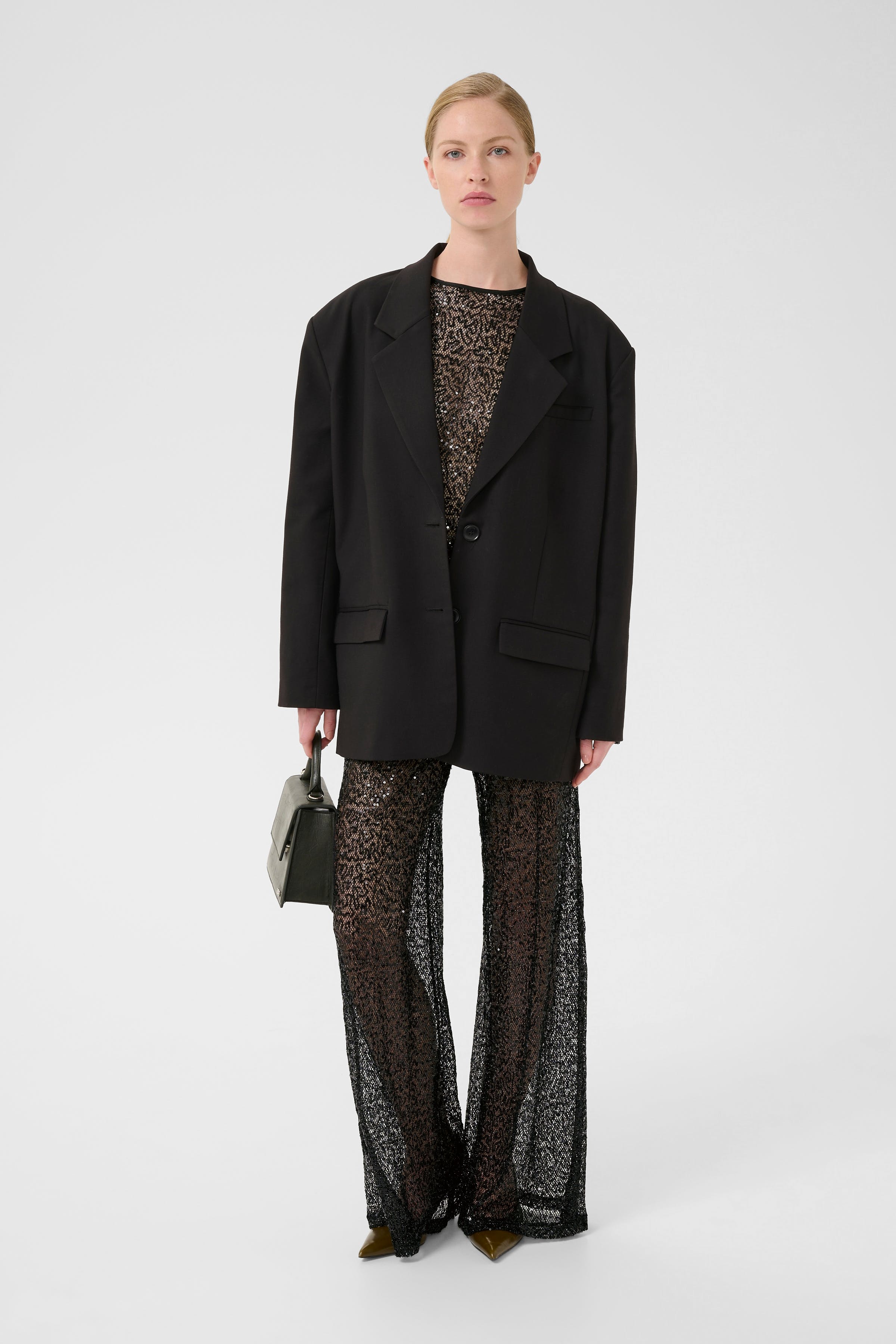 GZsaina Trousers LOOKBOOK FRONT 10910772-100017