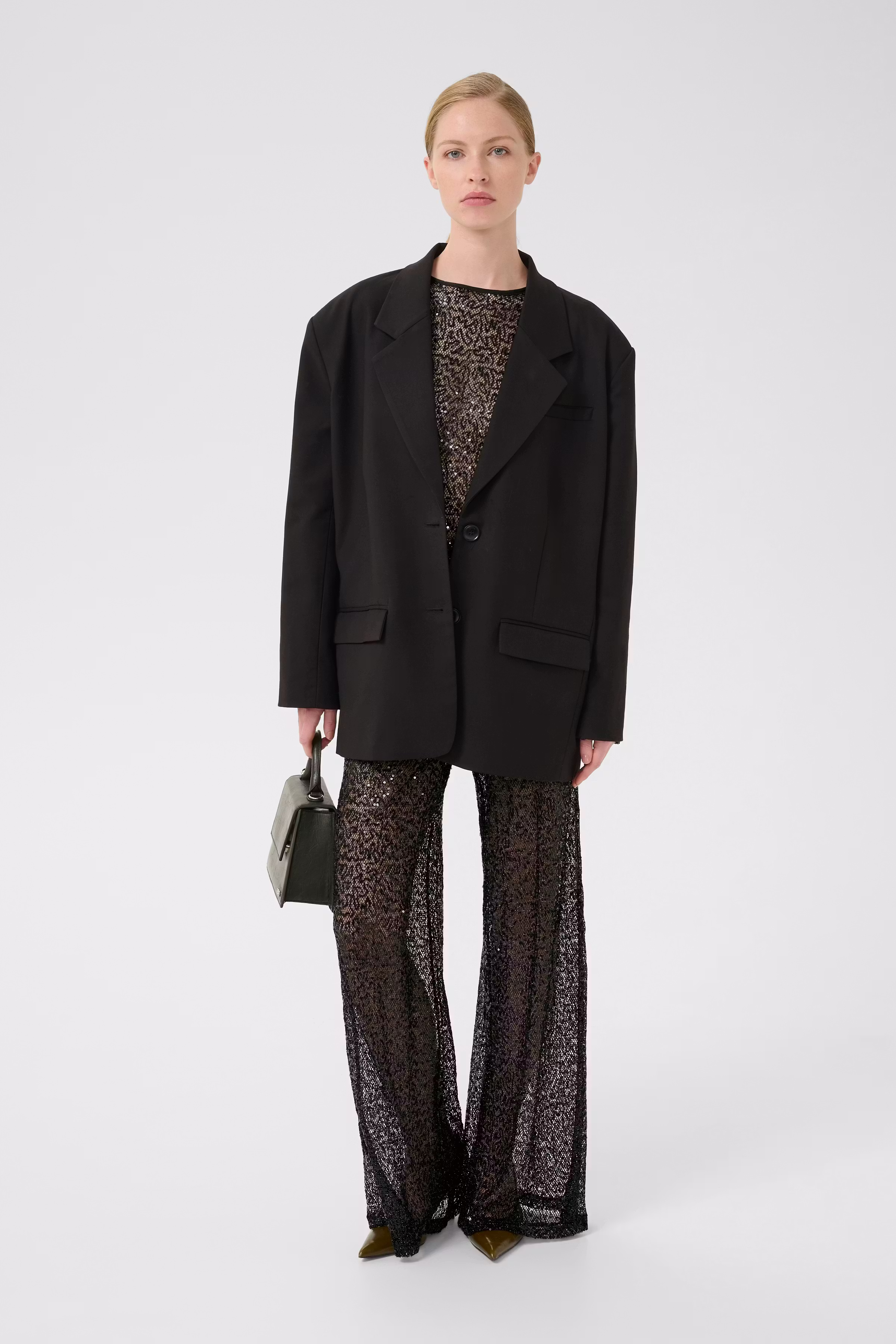 GZsaina Trousers LOOKBOOK FRONT 10910772-100017