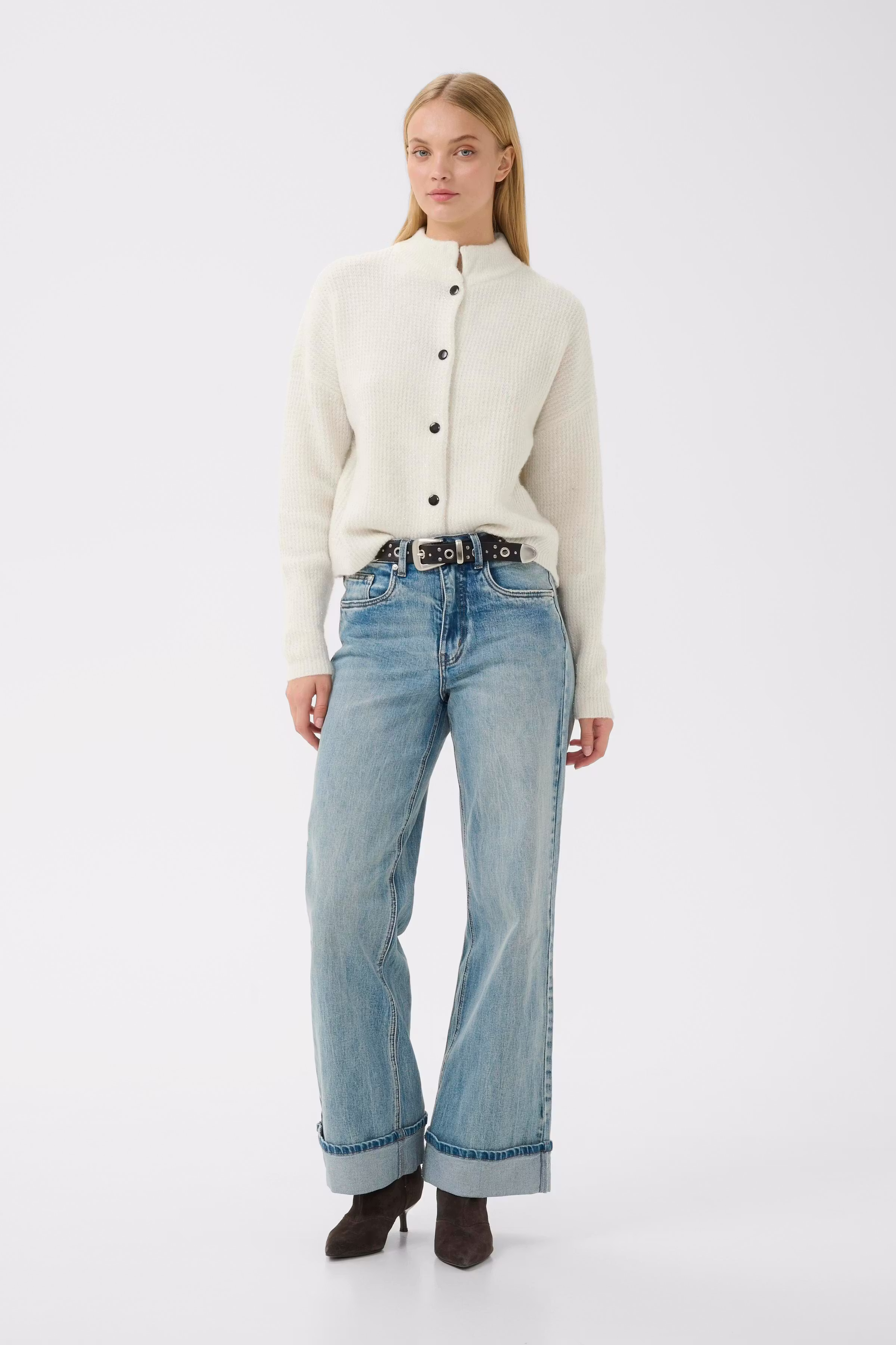 GZalpha Cardigan LOOKBOOK FRONT 10910817-108703