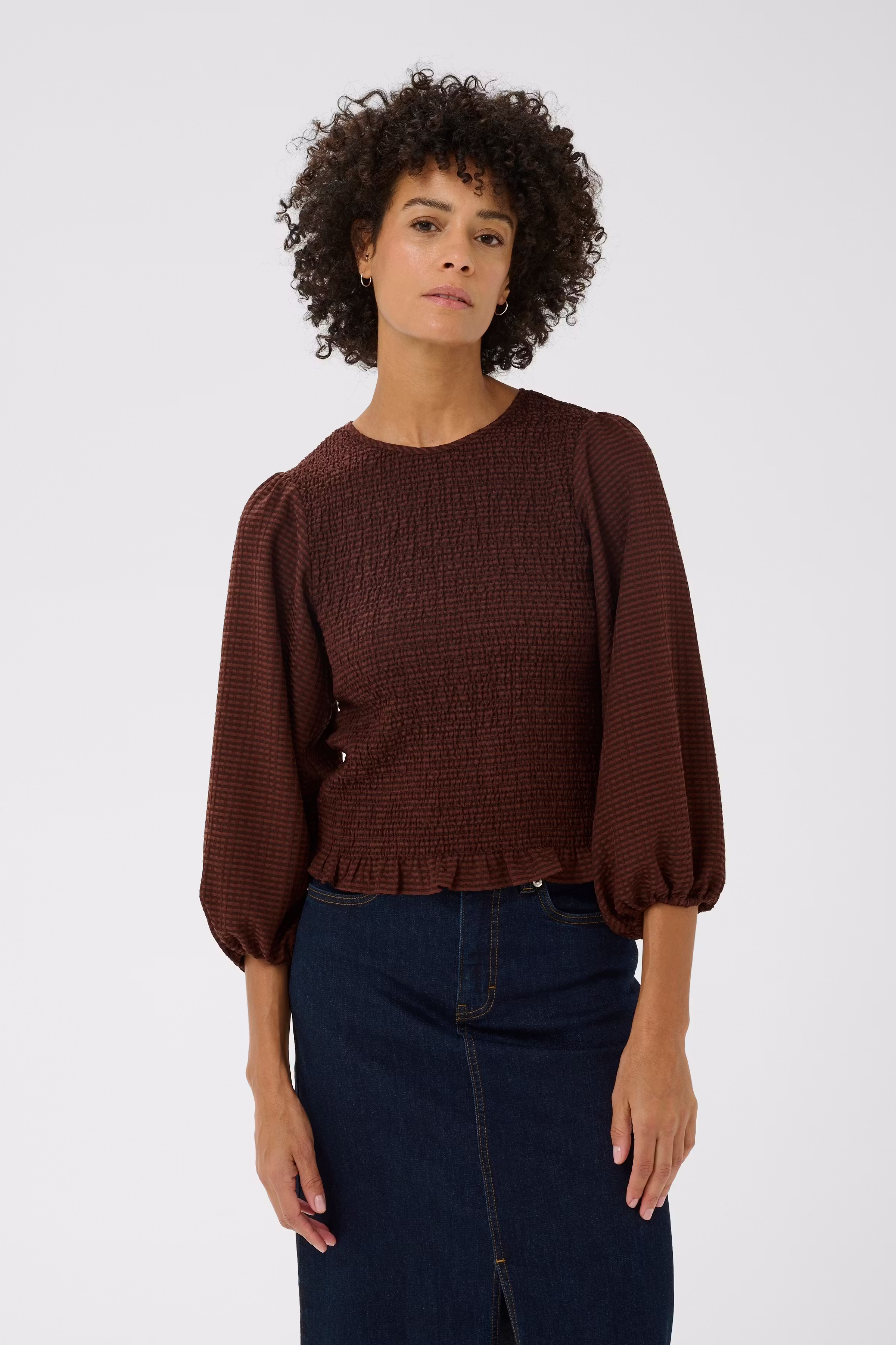 ChikasPW Blouse LOOKBOOK FRONT 30310921-305324