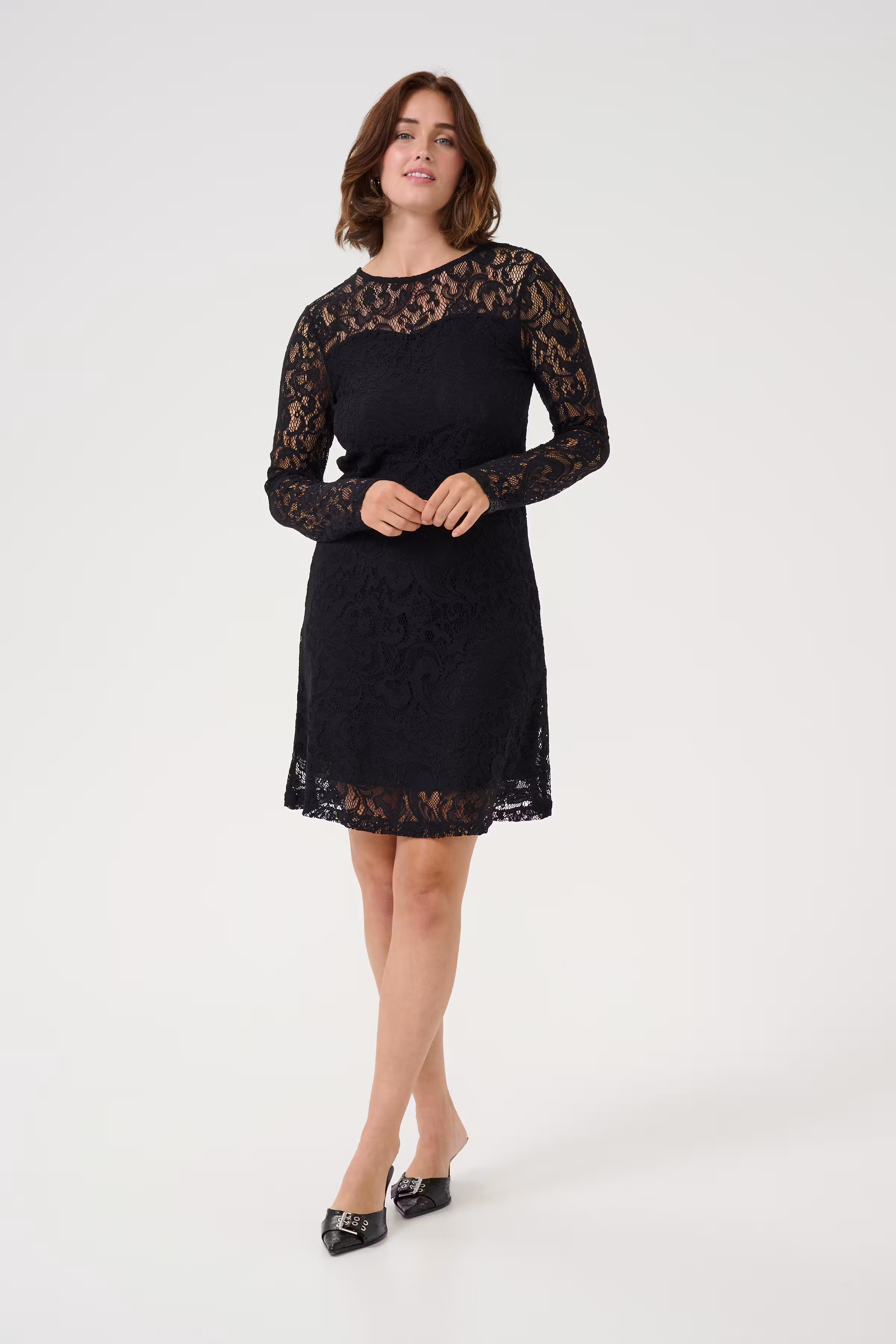 KAlace Kjole LOOKBOOK FRONT 10510231-100121