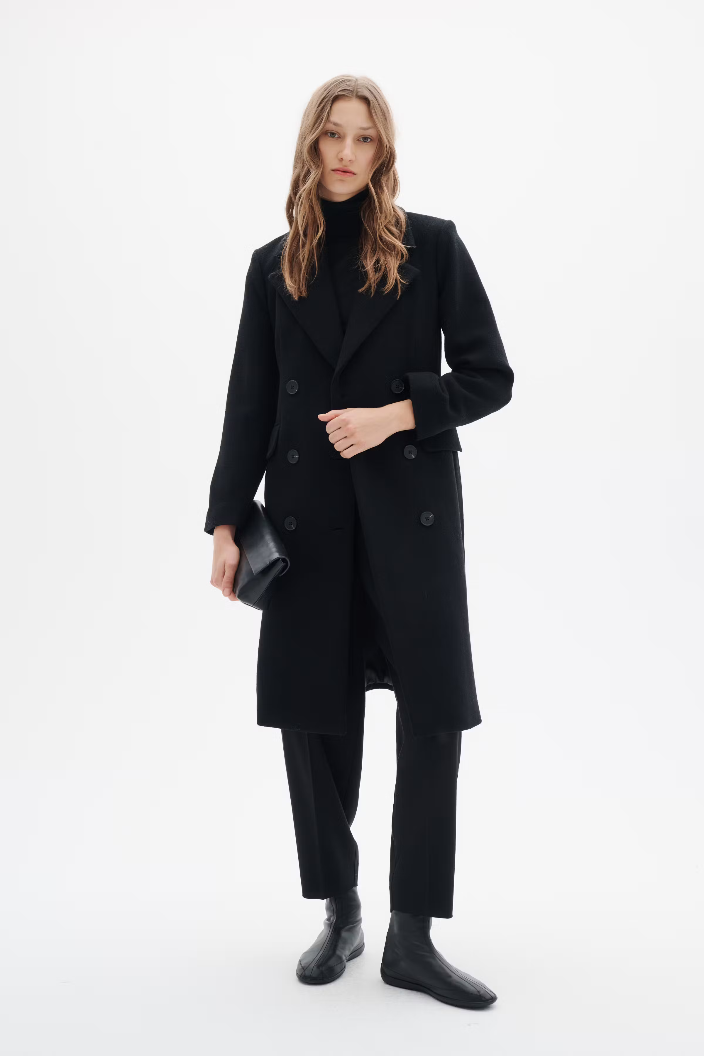 ThoraIW Mantel LOCATION NONE 30110808-194008