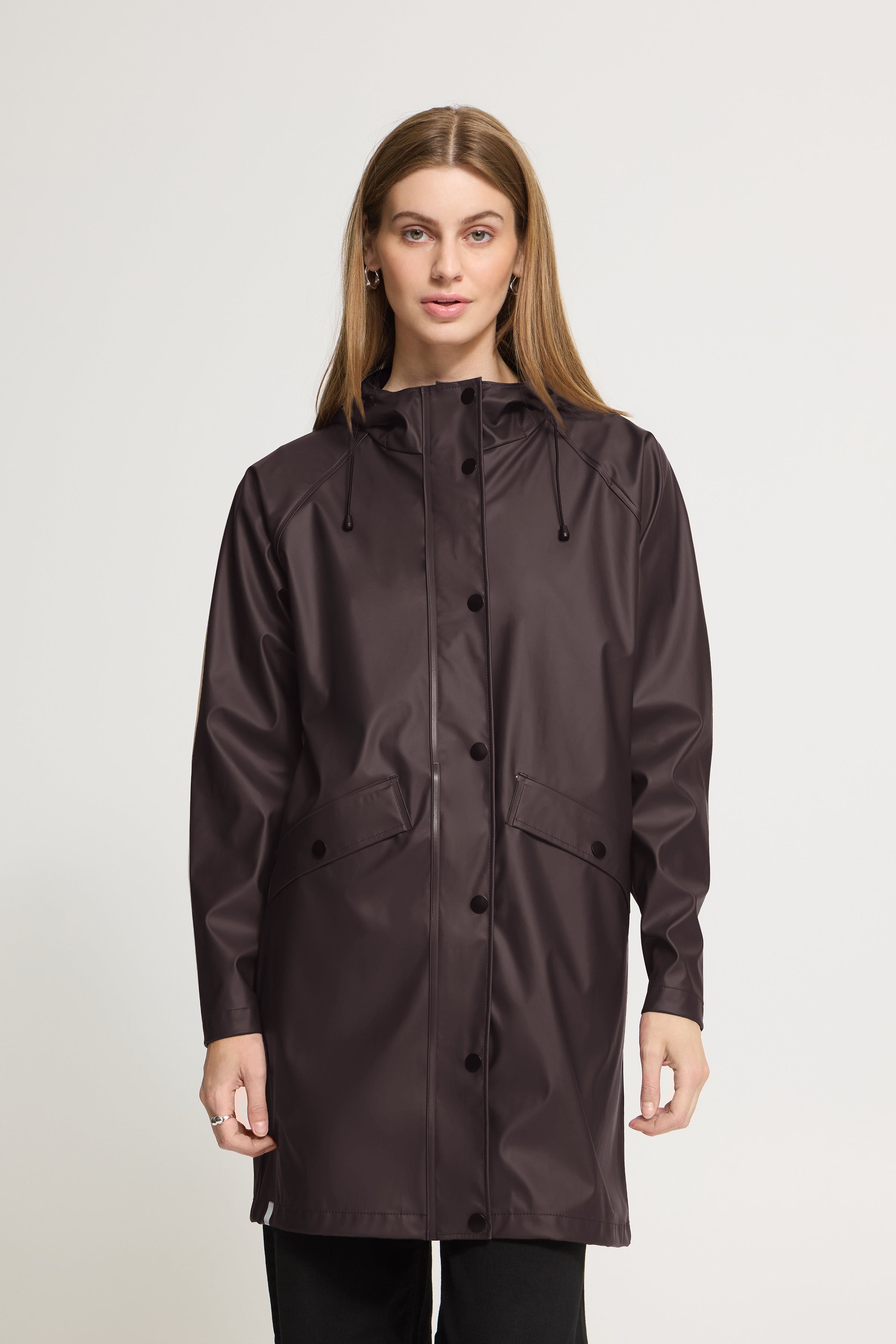IHTAZI Regntøy LOOKBOOK FRONT 20102965-191106