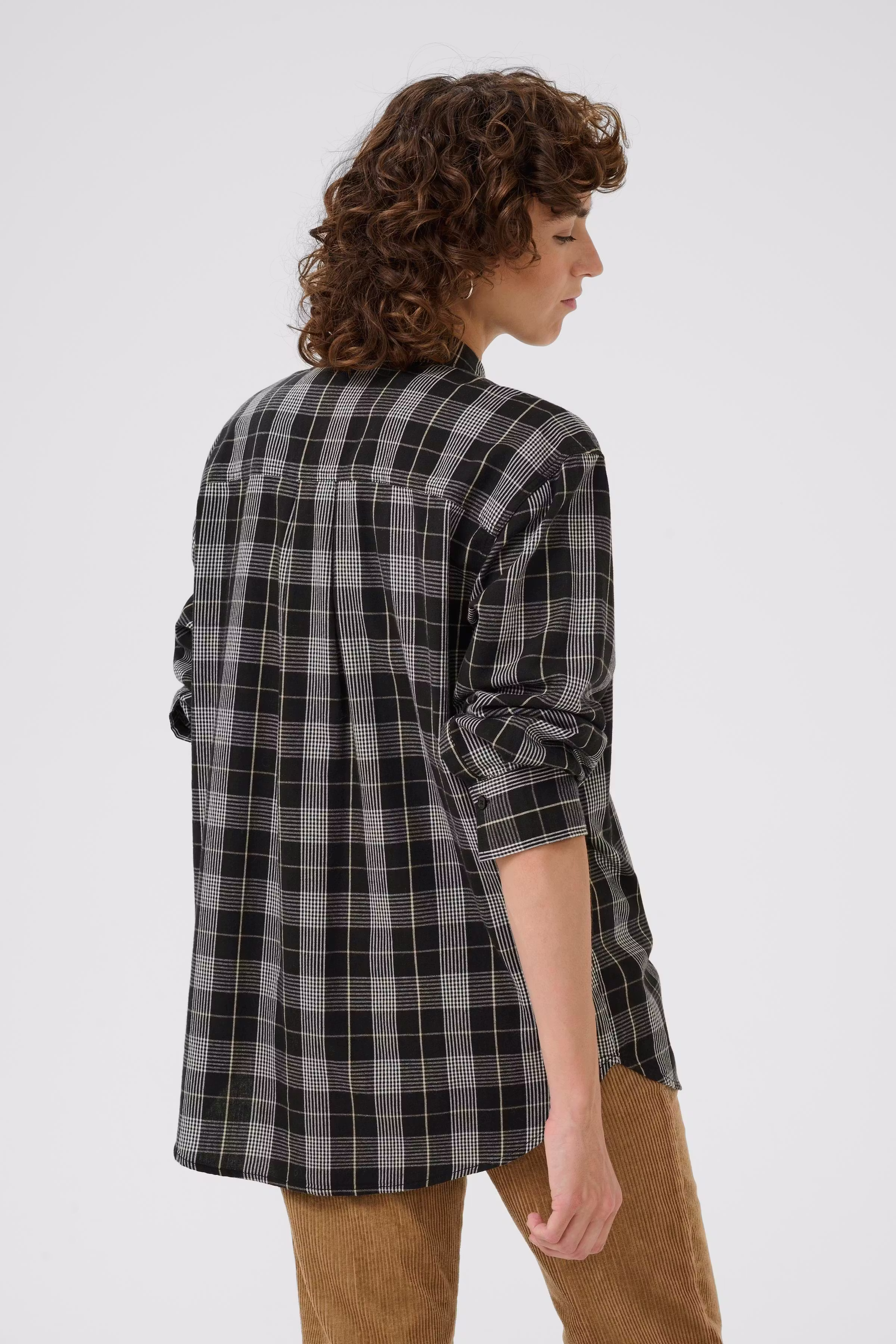 SameaPW Overhemd LOOKBOOK BACK 30309954-304270