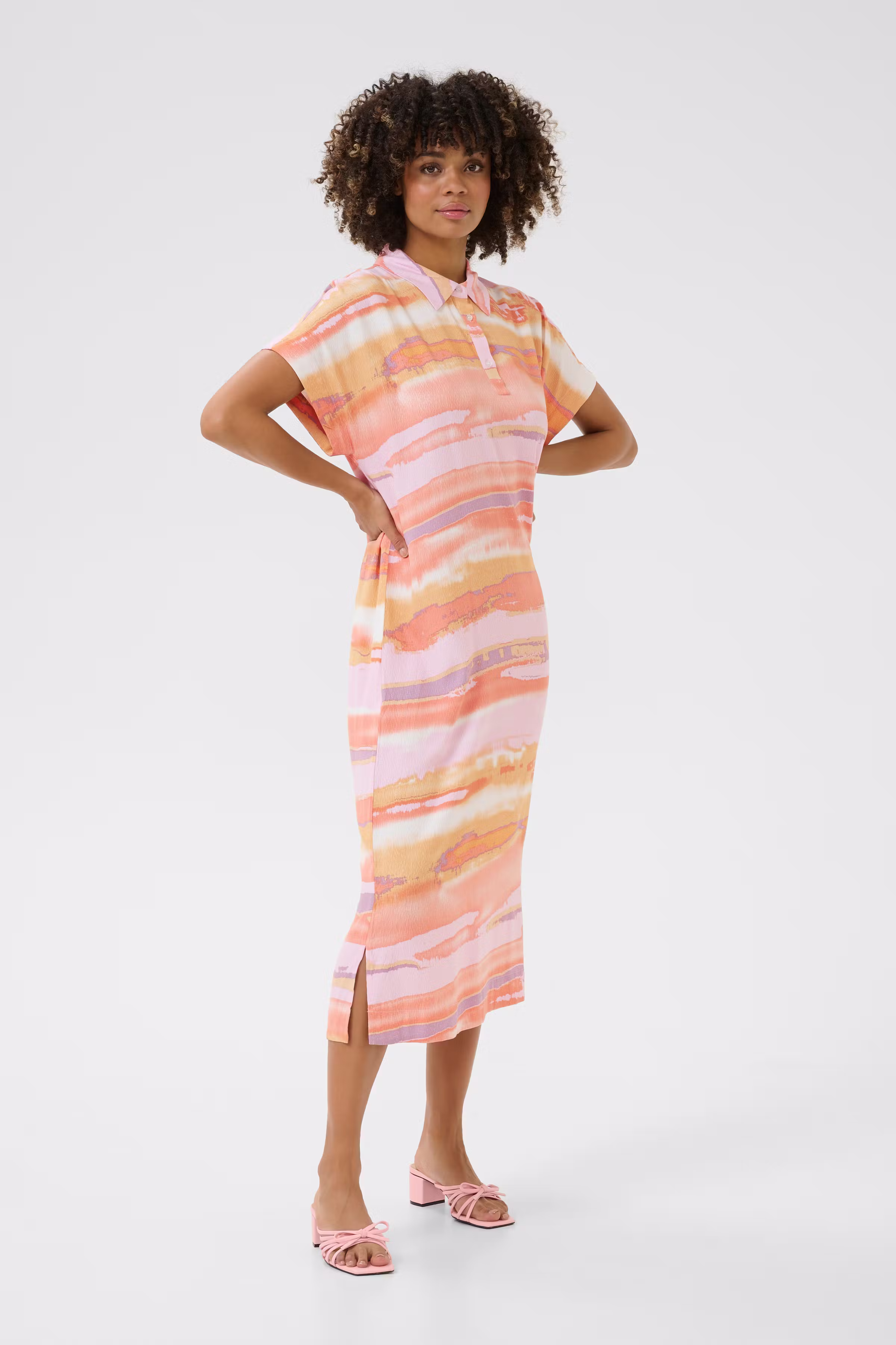 CUdodi Kjole LOOKBOOK FRONT 50111869-107689