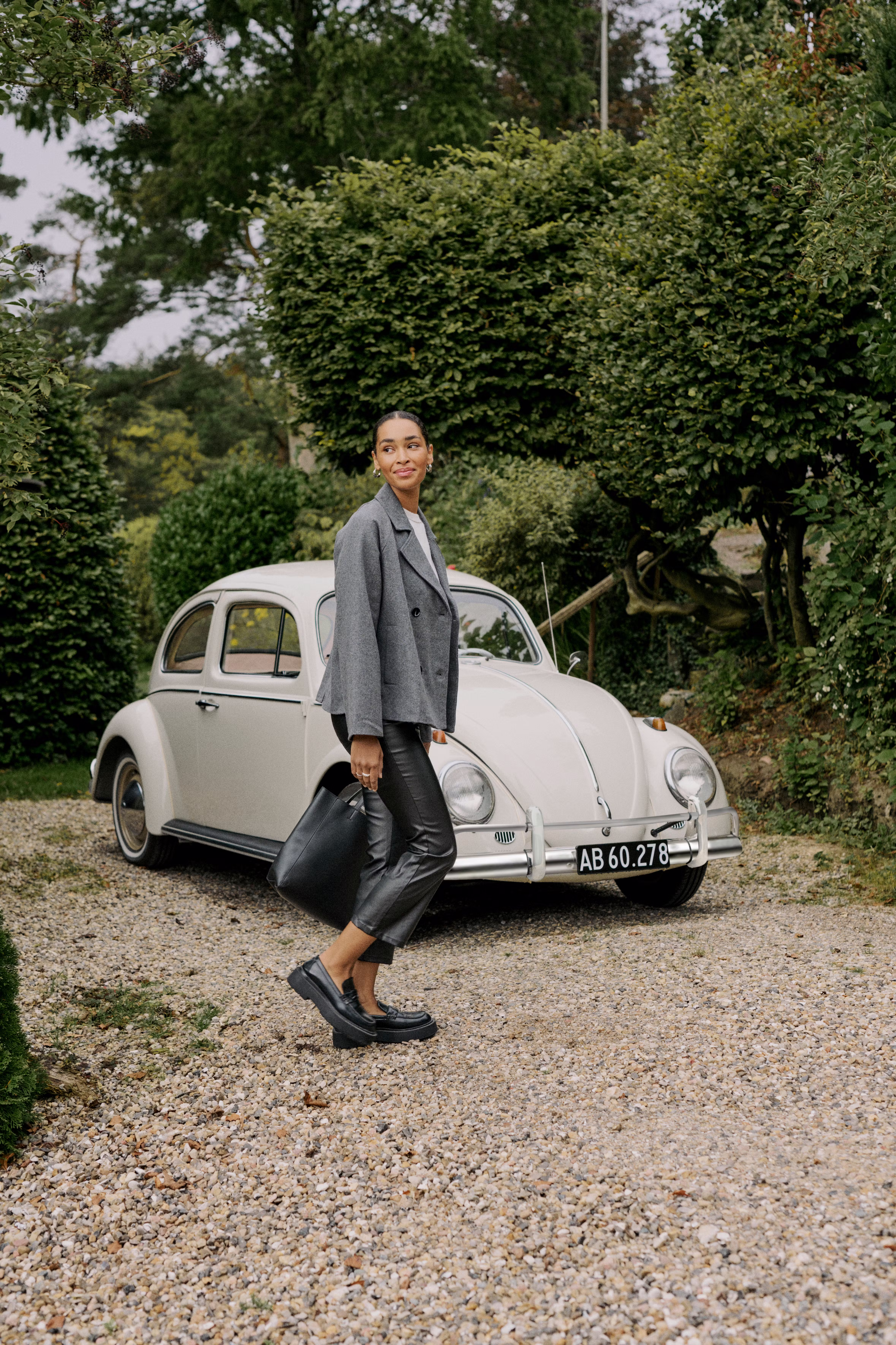 KAada Bukser LOCATION NONE 10503875-100121