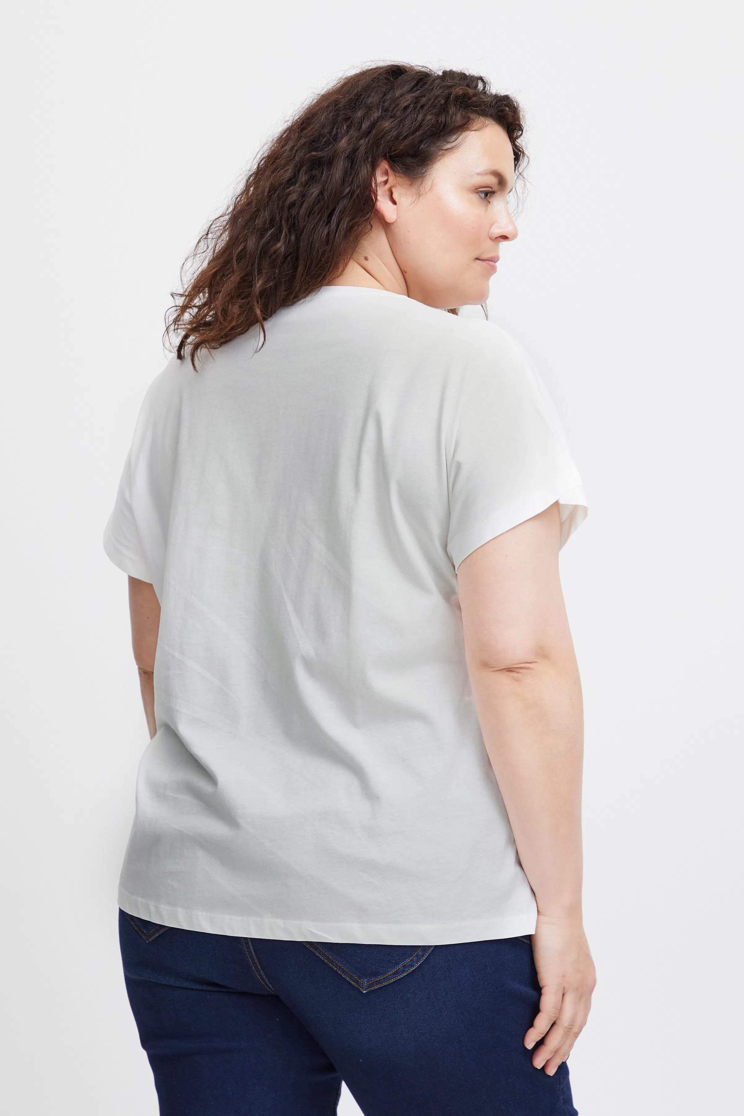 FPYSABEL T-shirt LOOKBOOK BACK 20612863-201237