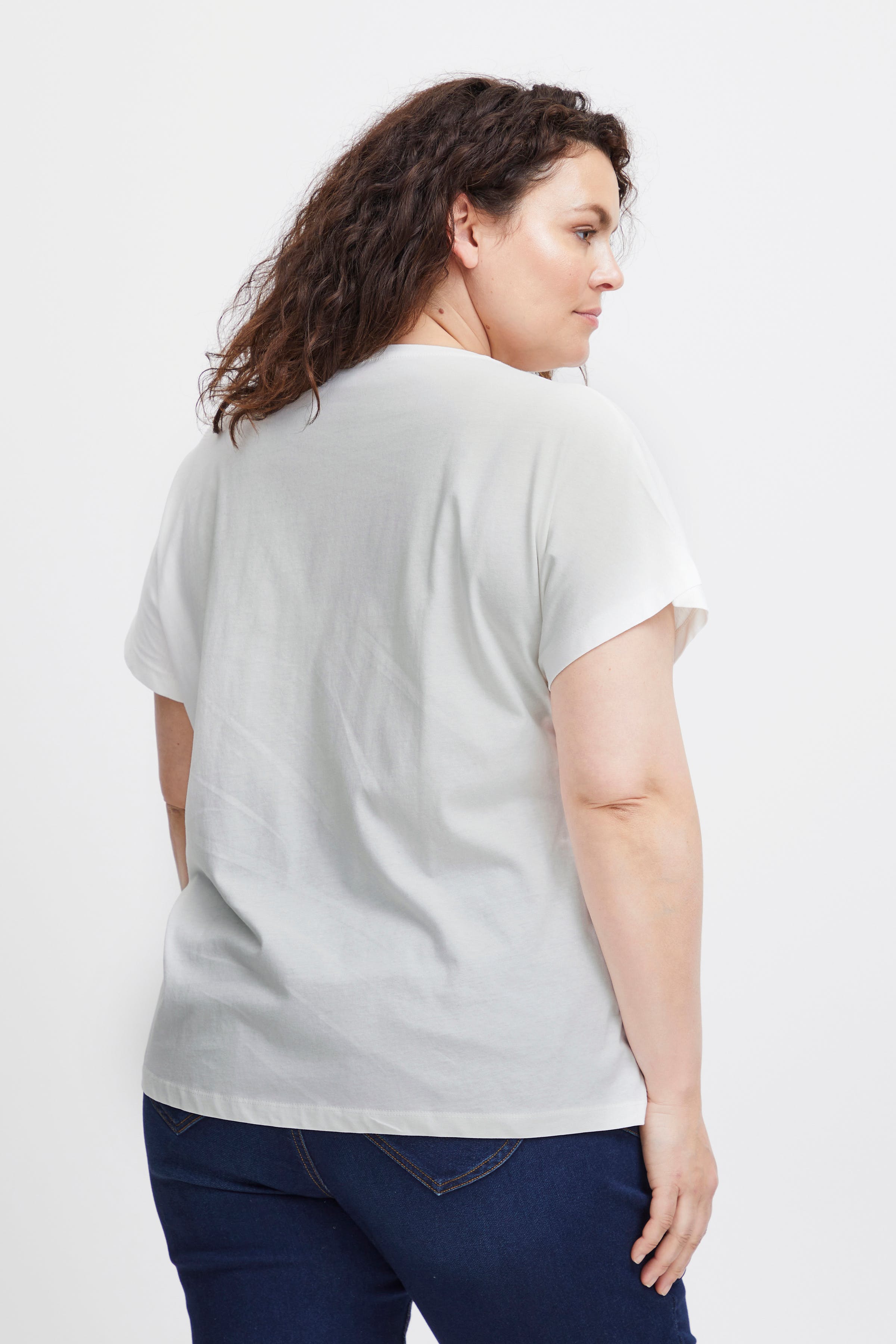 FPYSABEL T-shirt LOOKBOOK BACK 20612863-201237