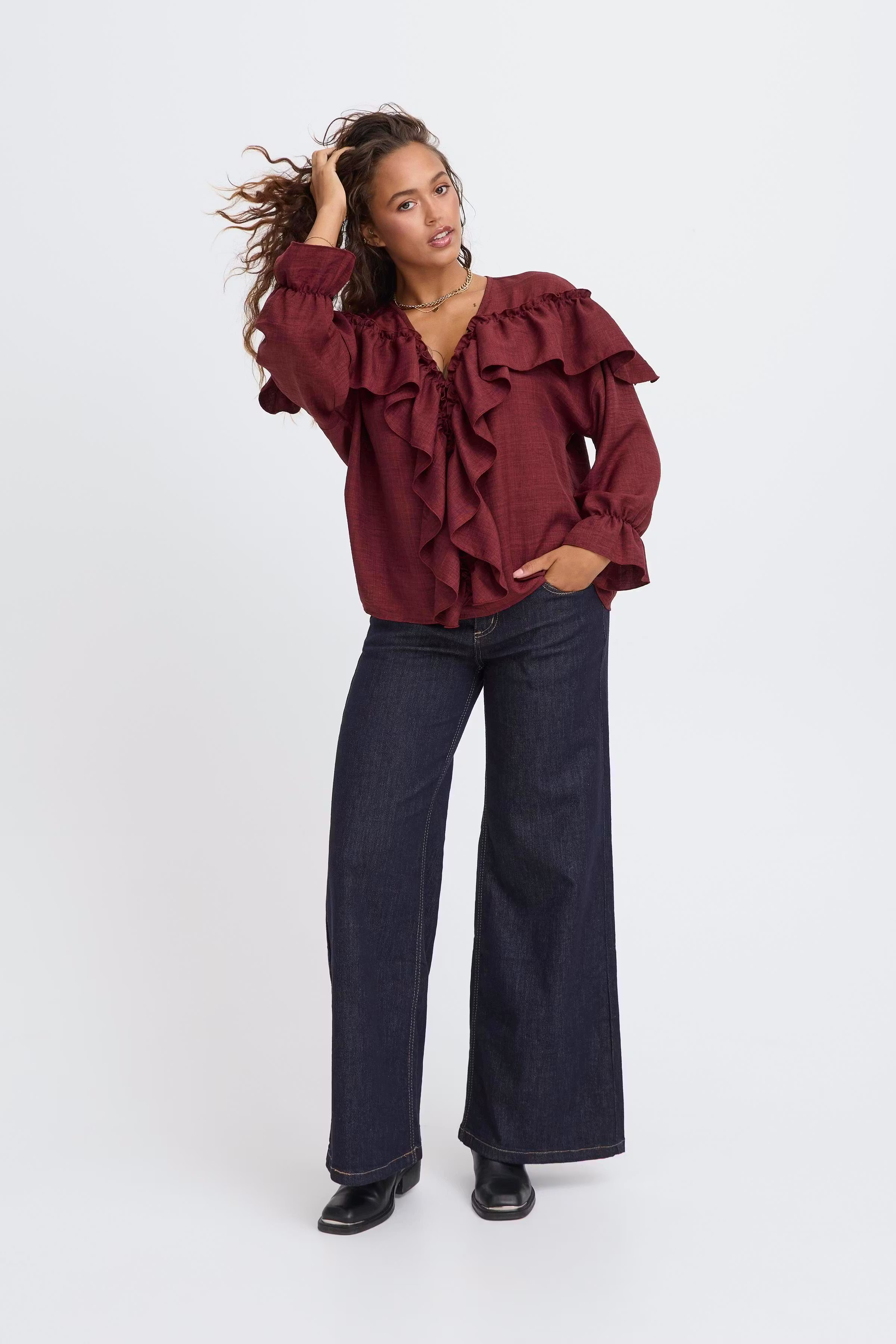 SBFREYA Bluse LOOKBOOK FRONT 22101117-191724