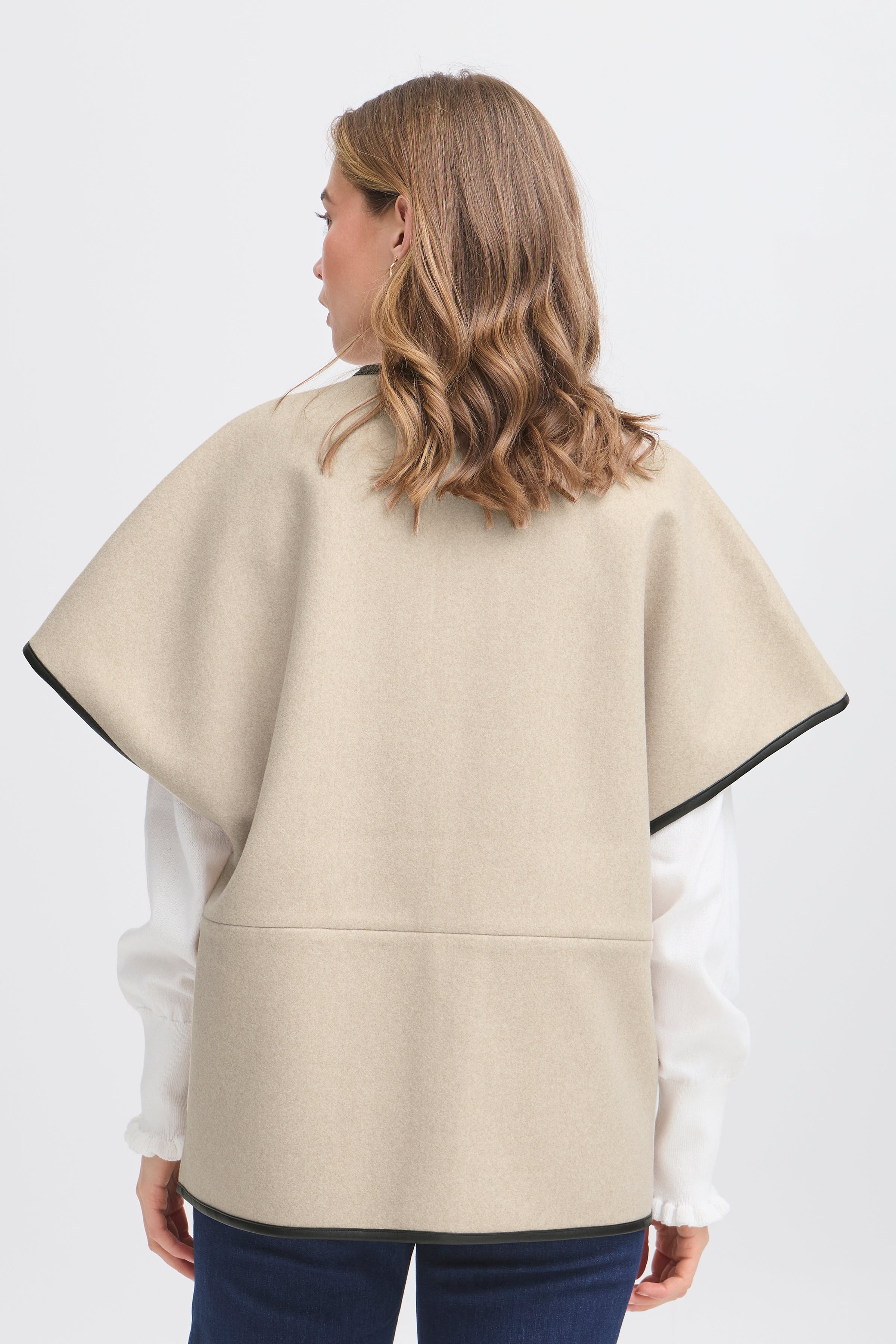 FRELISABETH Outerwear LOOKBOOK BACK 20615639-200662