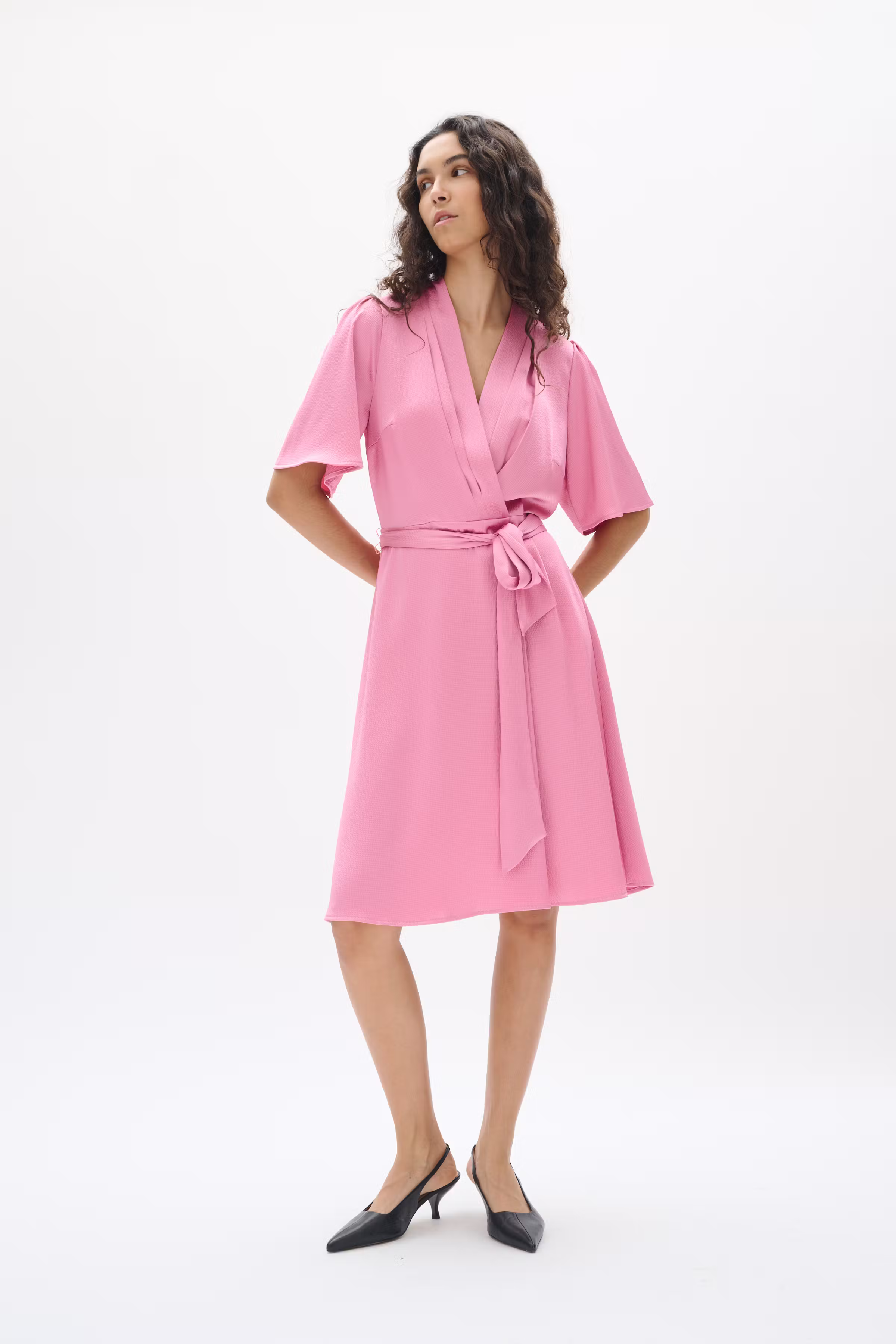 SendraIW Dress LOOKBOOK FRONT 30110482-162215