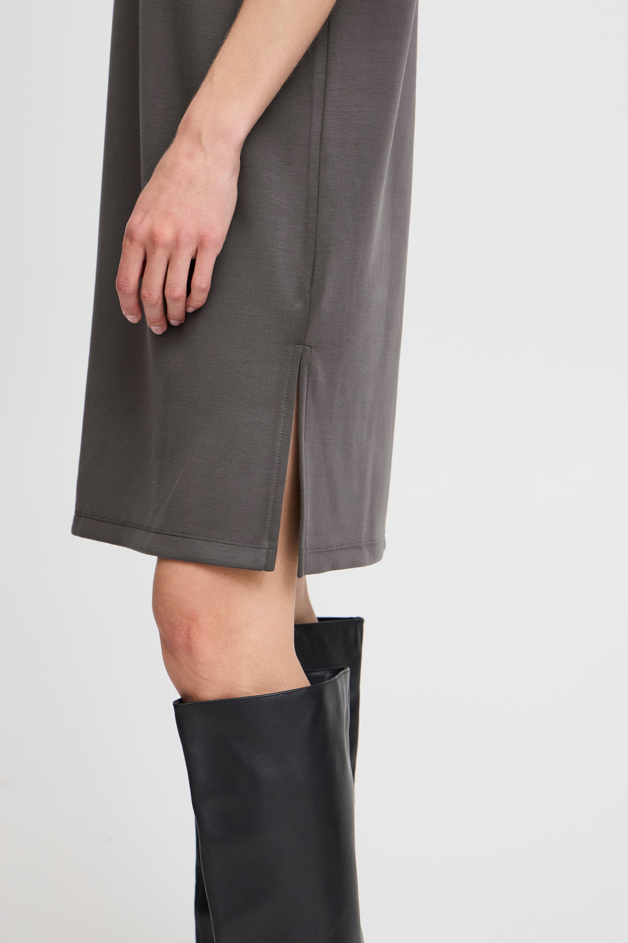 BYTULLAS Kleid LOOKBOOK DETAIL 20815328-190201