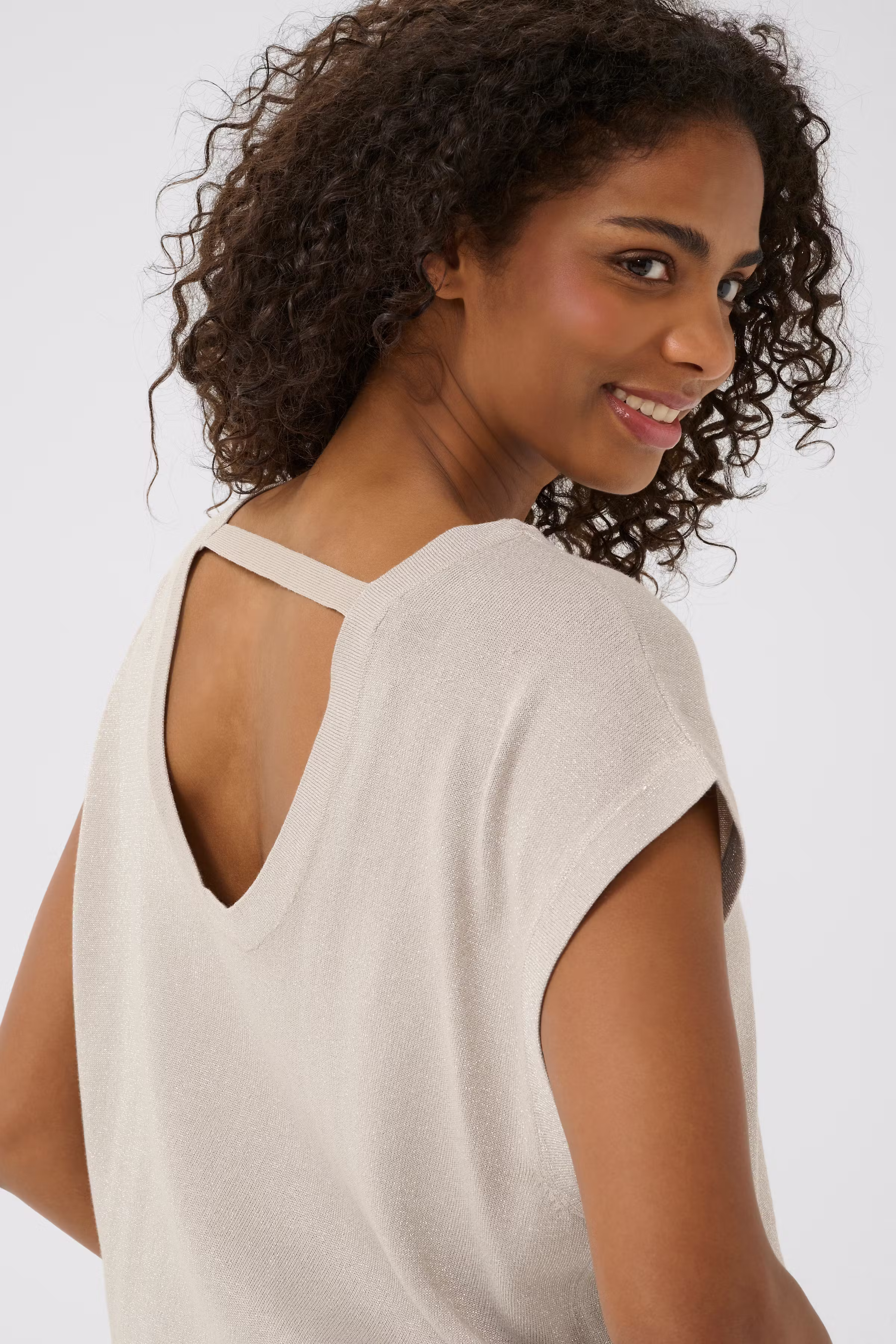 KAregina Pullover LOOKBOOK DETAIL 10510052-151305