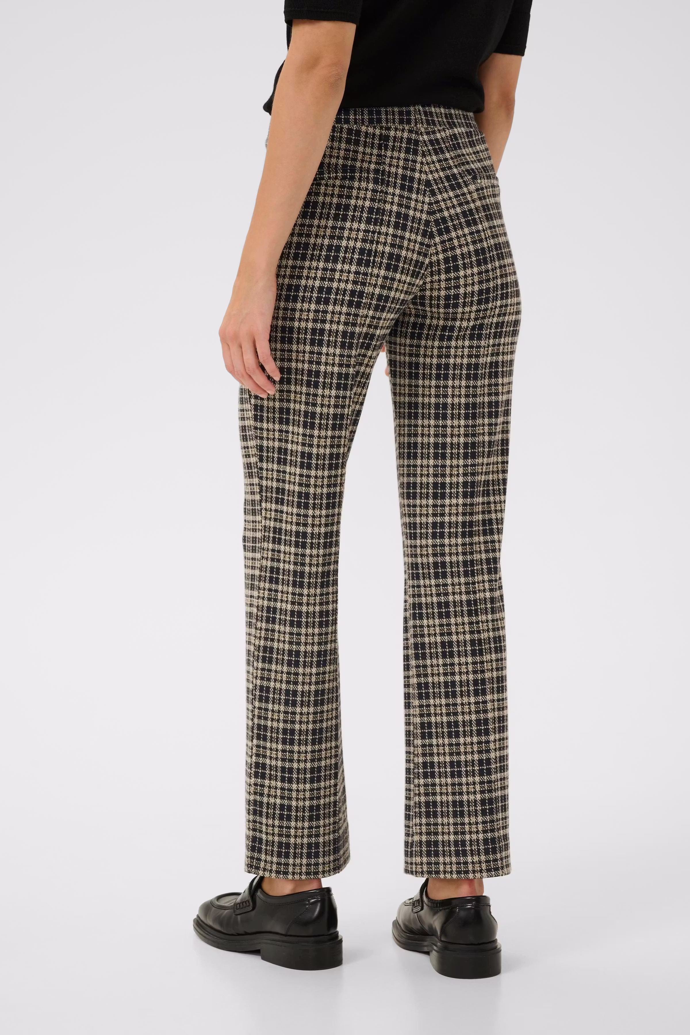 PontasPW Trousers LOOKBOOK BACK 30305506-304275