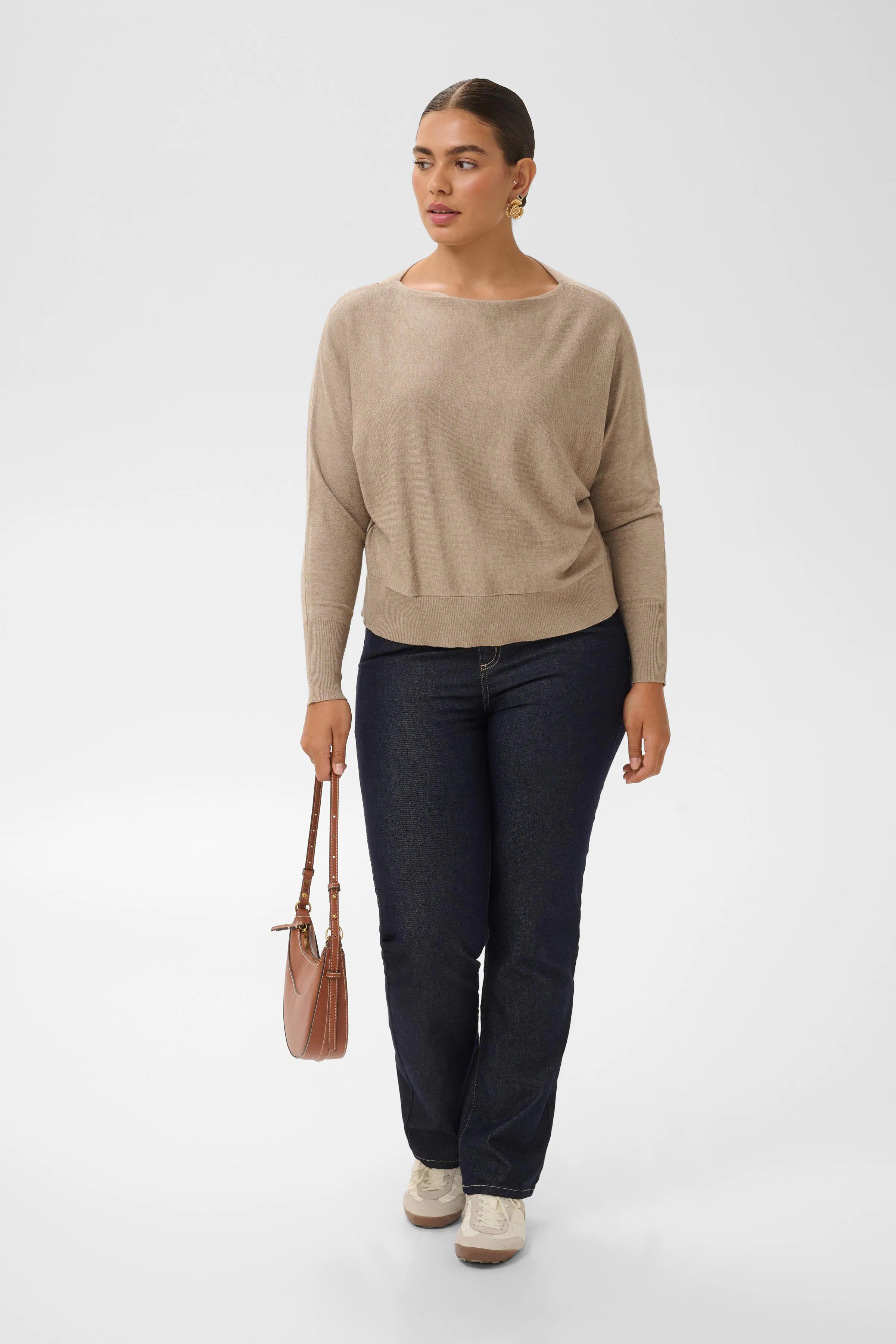KClizzy Pullover LOOKBOOK FRONT 10584592-1713111