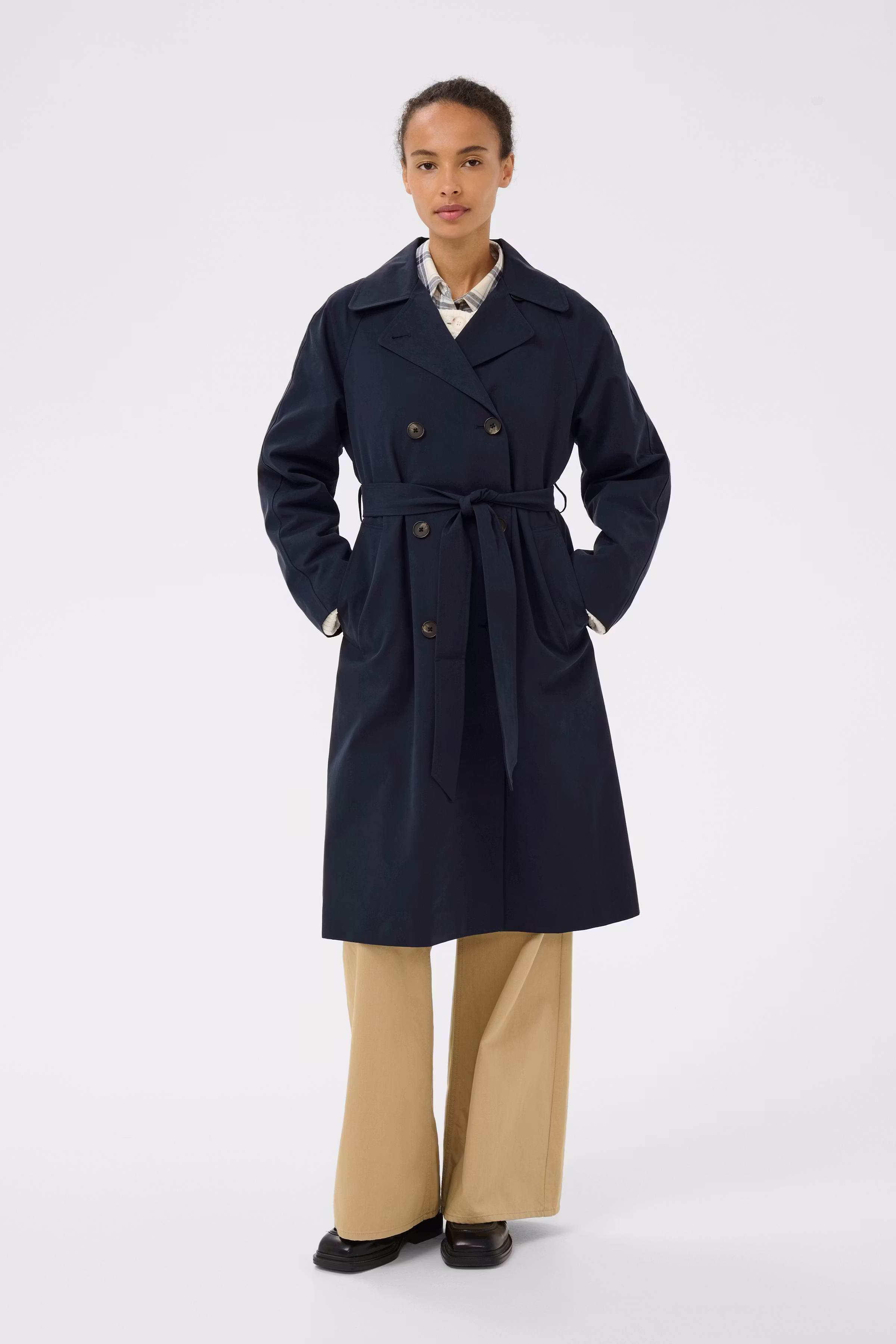 AubriePW Kappa LOOKBOOK FRONT 30310477-194013