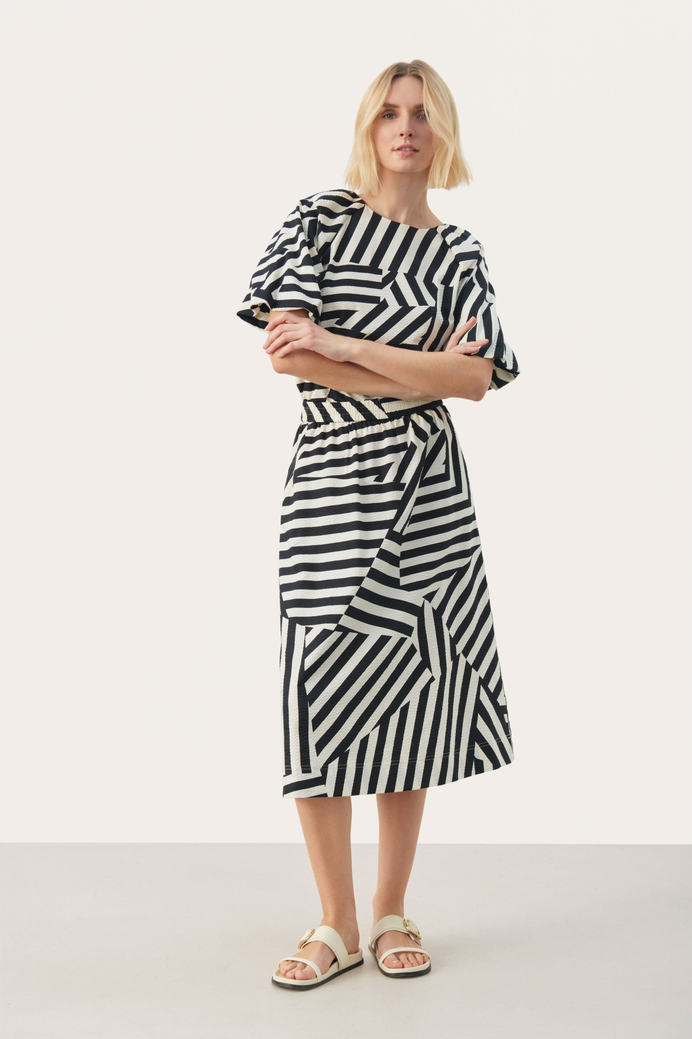 EmmelinePW Langer Rock LOOKBOOK FRONT 30308469-302748