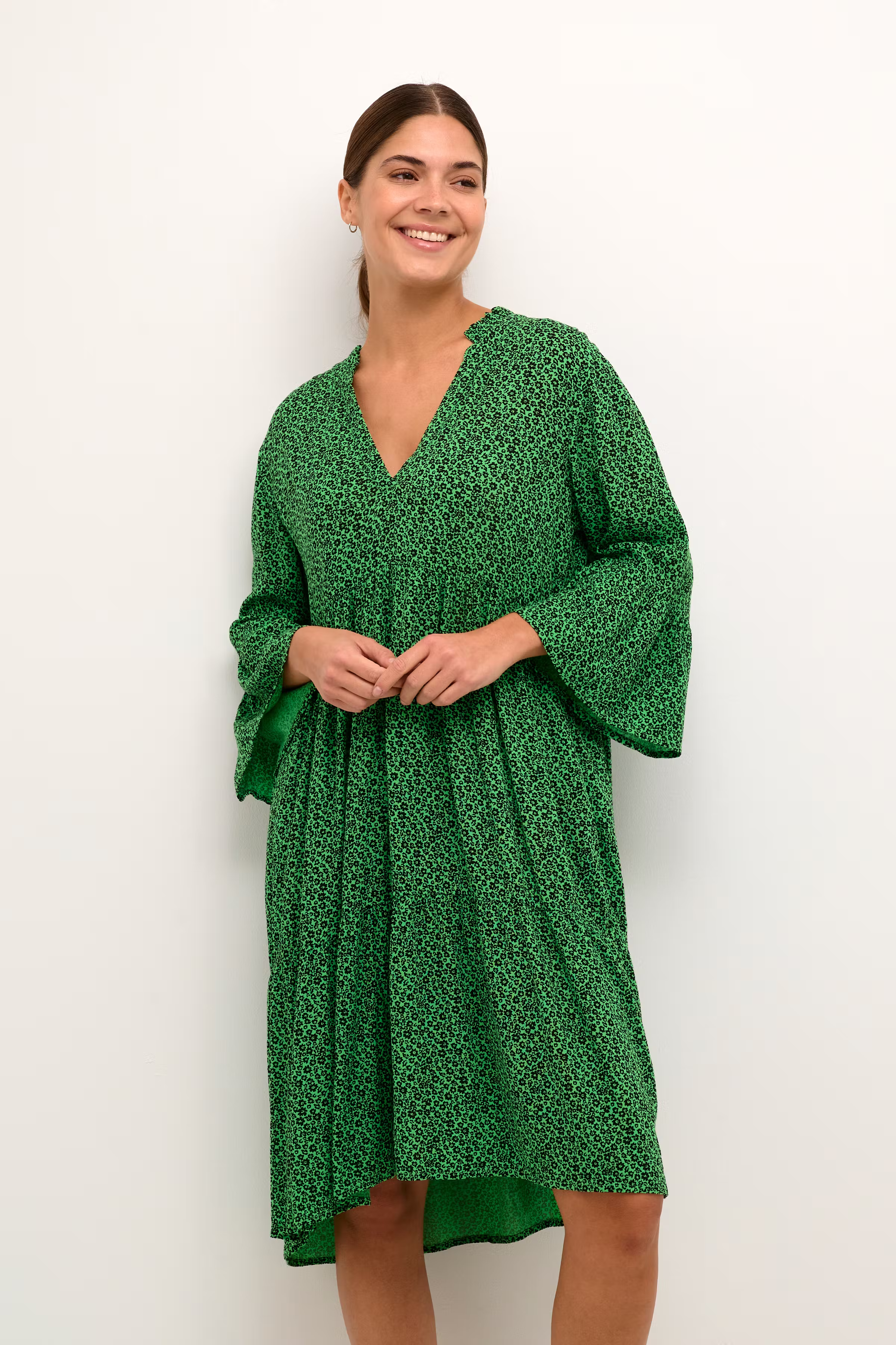 KAisolde Kjole LOOKBOOK FRONT 10507512-104240
