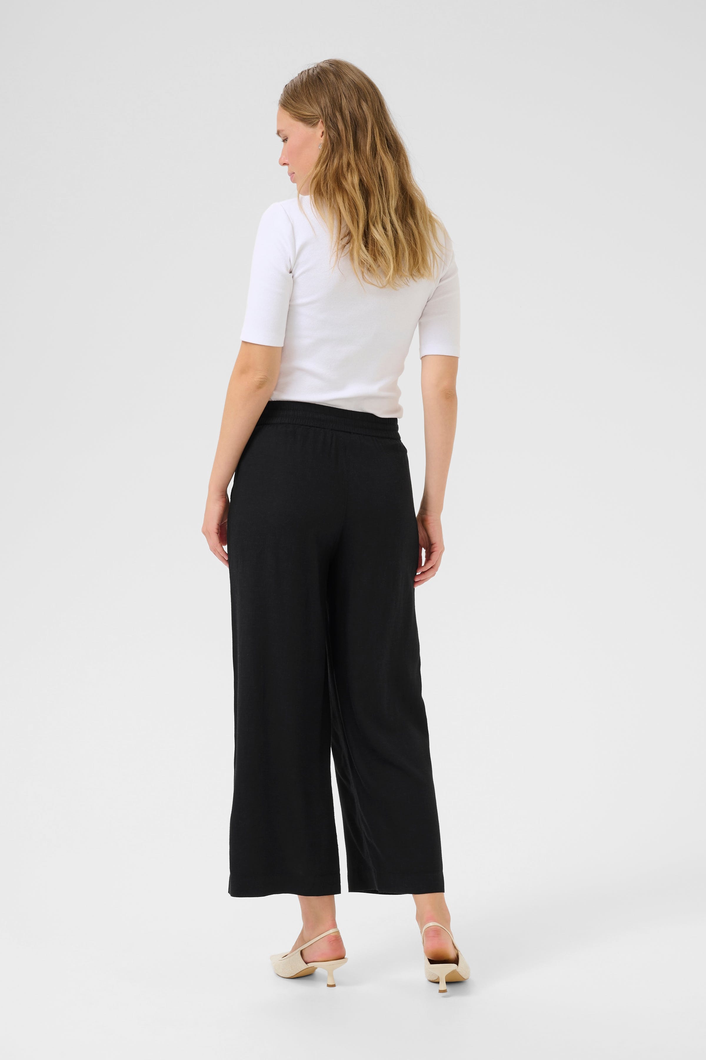 KAmilia Linen Trousers LOOKBOOK BACK 10509666-100121