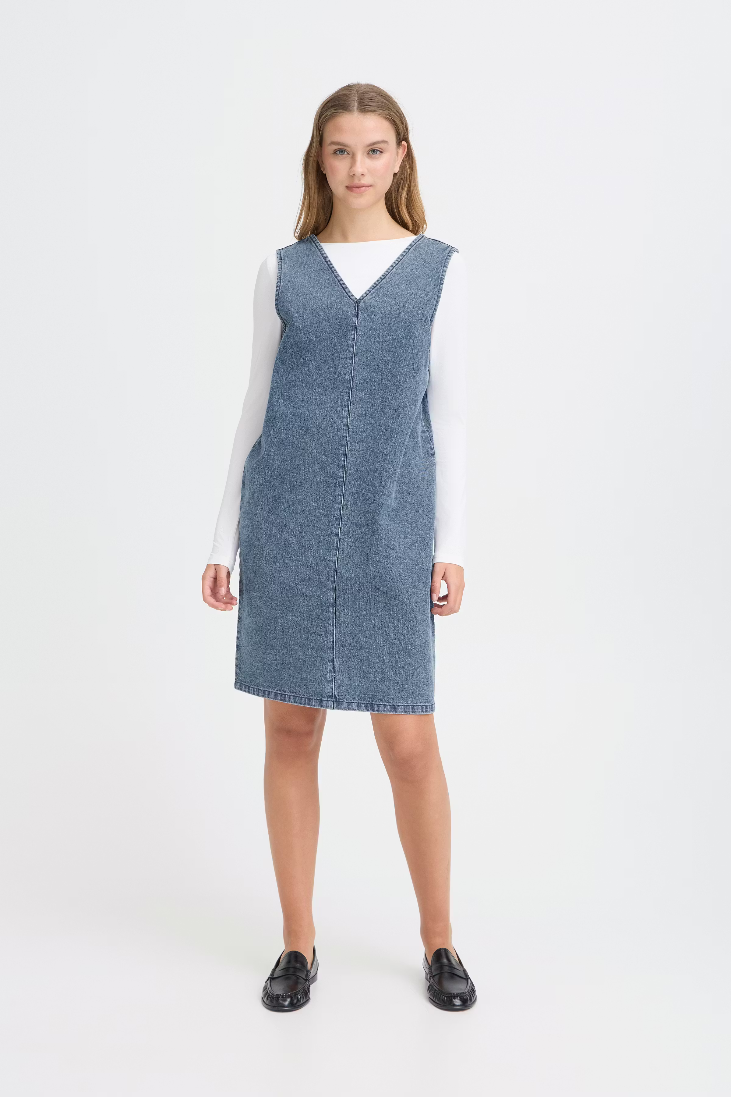 IHHIRAMO Kjole LOOKBOOK FRONT 20125723-200928