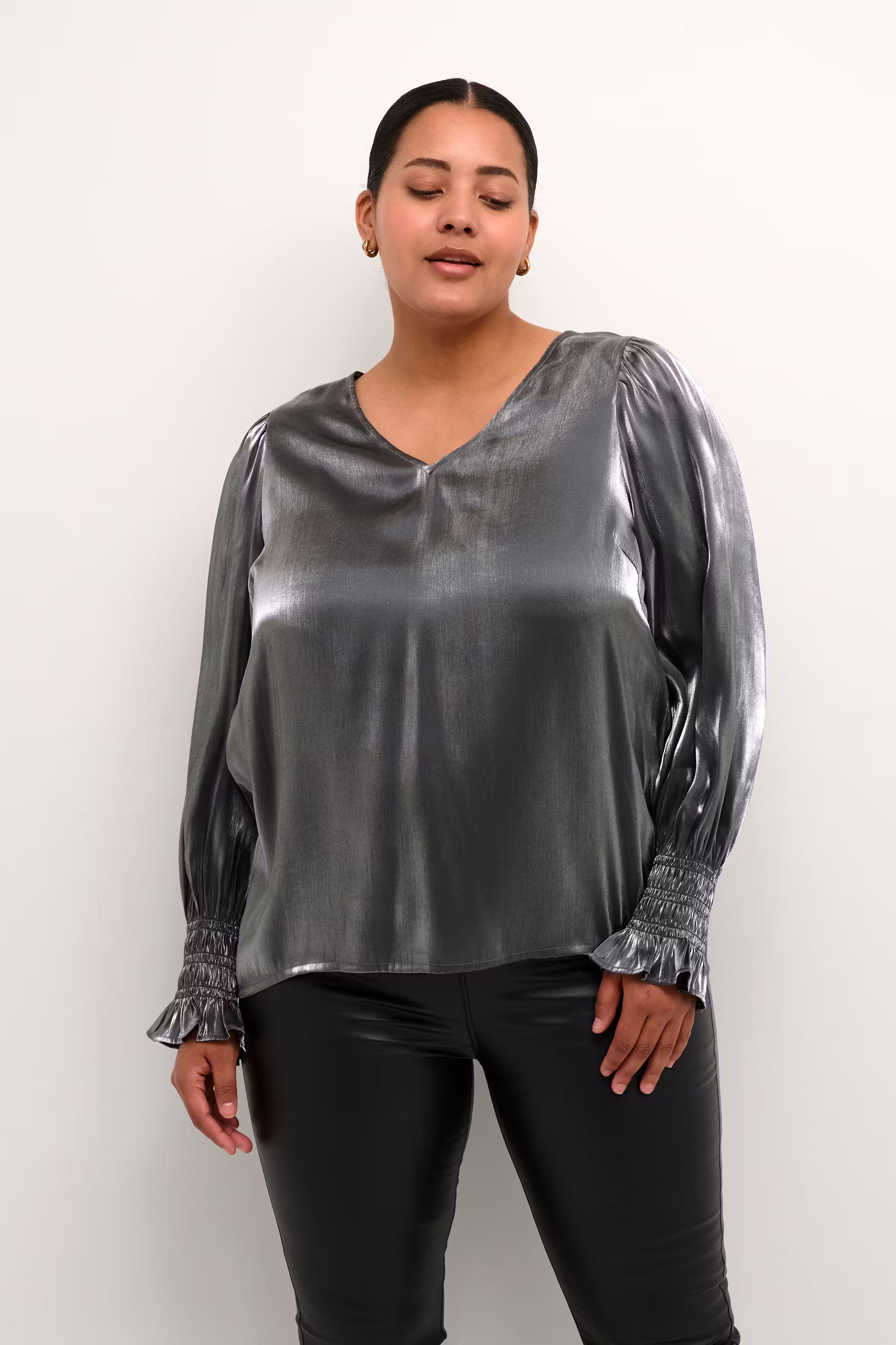 KCmilla Bluse LOOKBOOK FRONT 10581887-100281