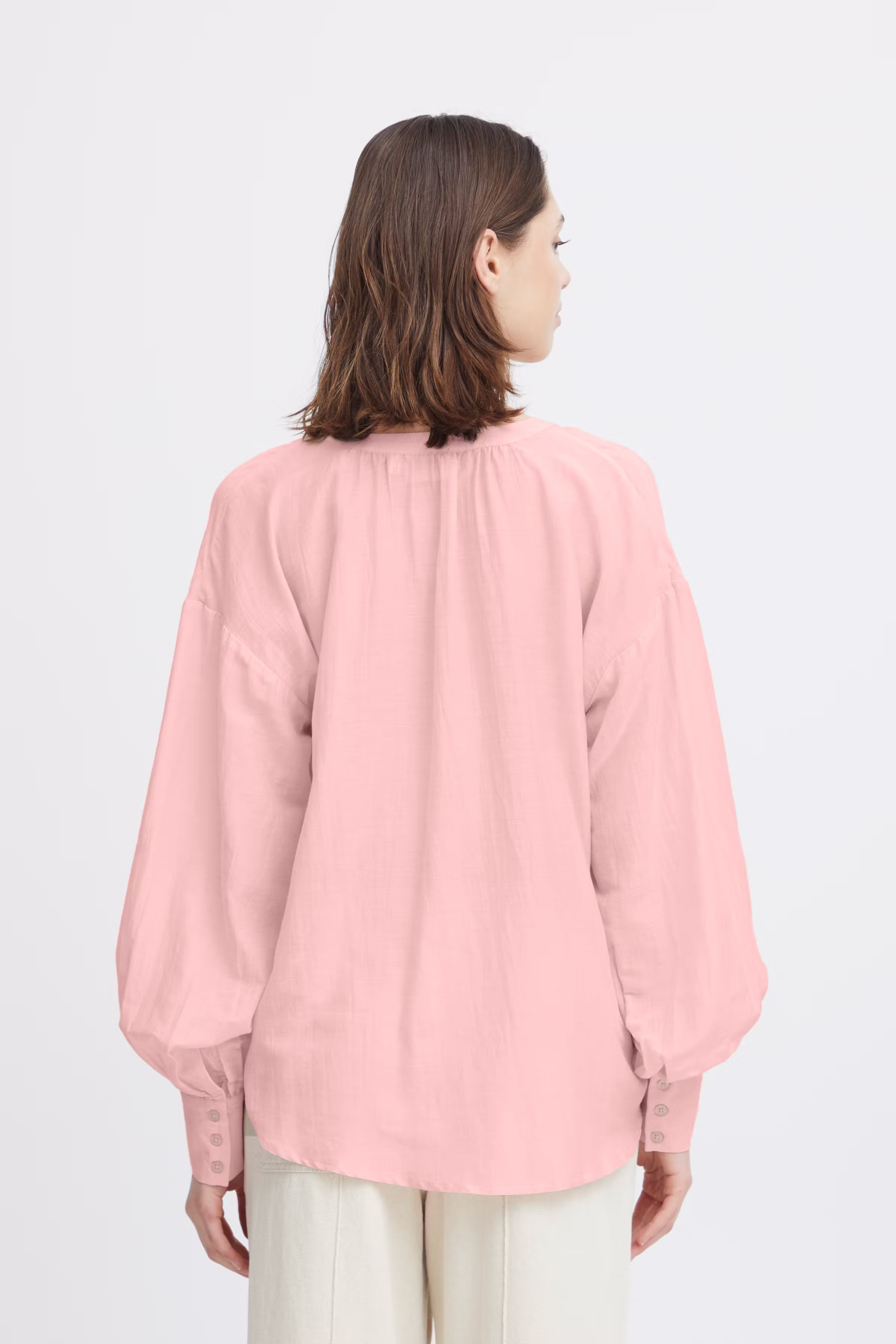 IRTHEA Shirt LOOKBOOK BACK 20118411-141508