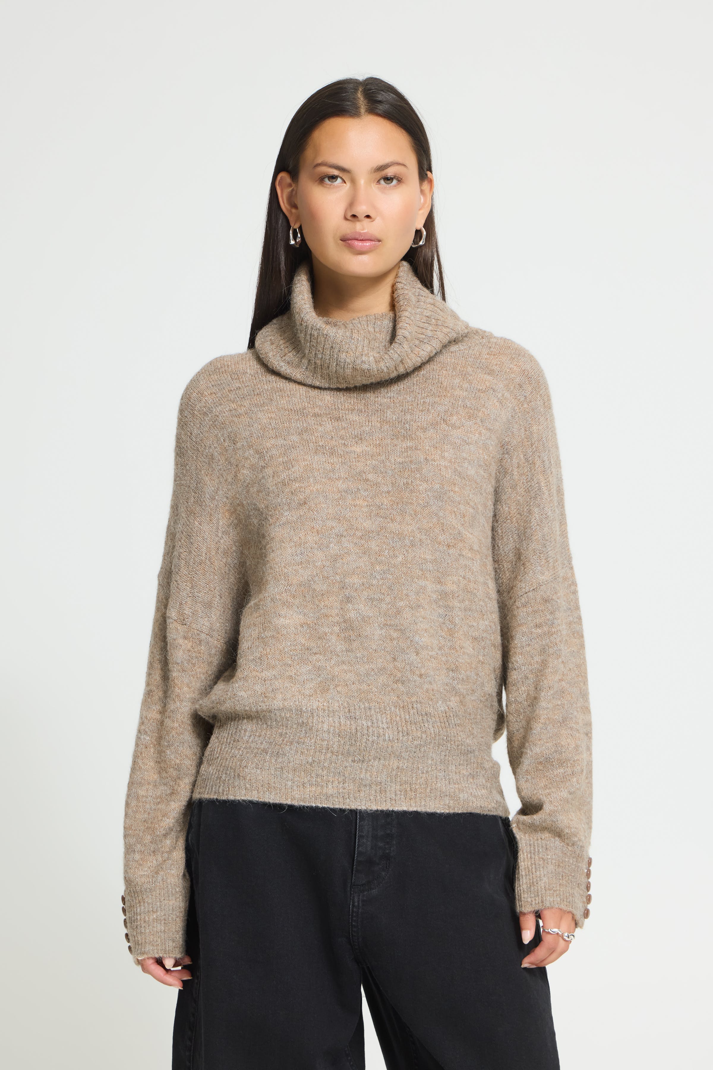 IHKAMARA Pullover LOOKBOOK FRONT 20121996-171212