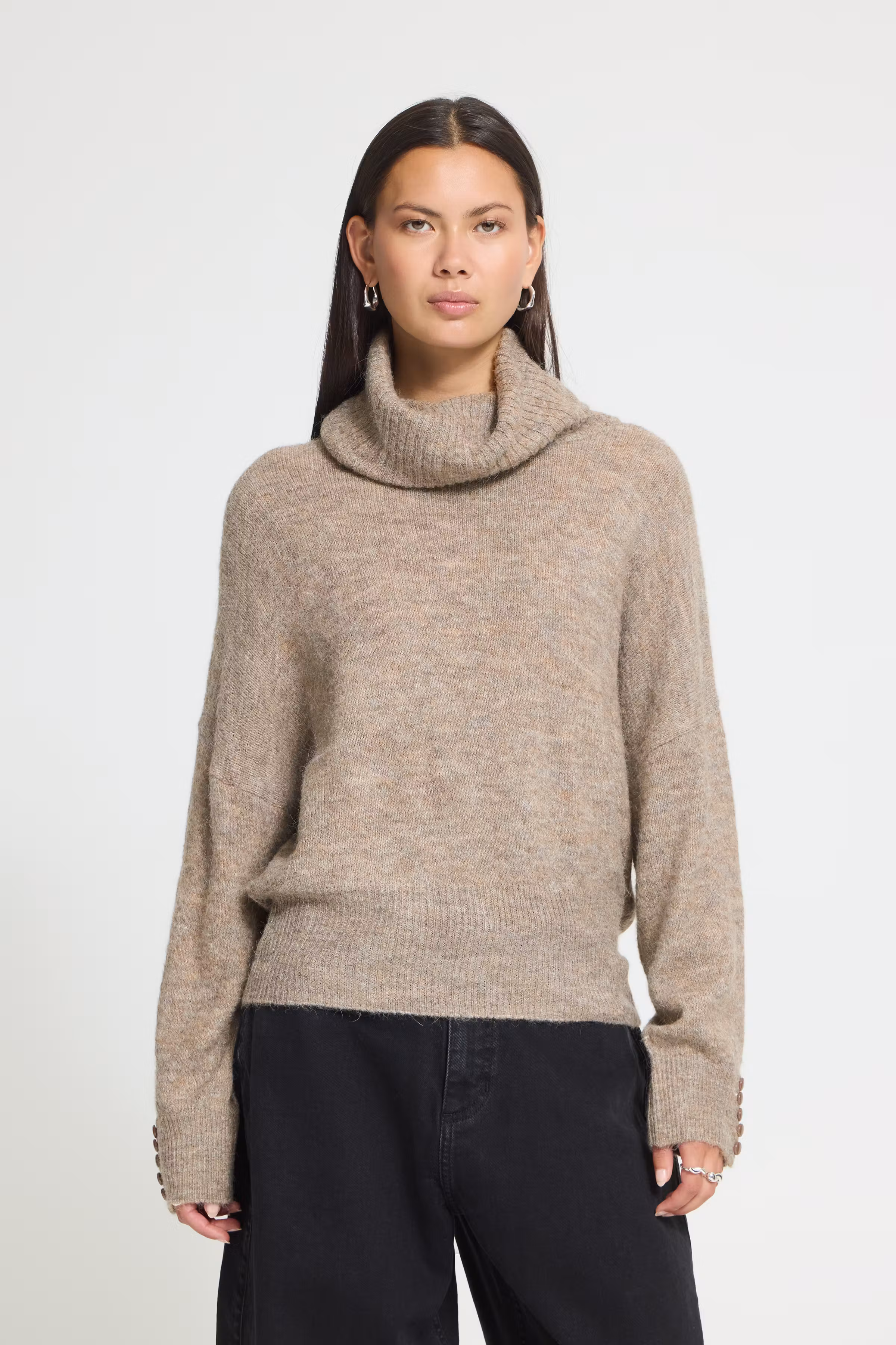 IHKAMARA Pullover LOOKBOOK FRONT 20121996-171212