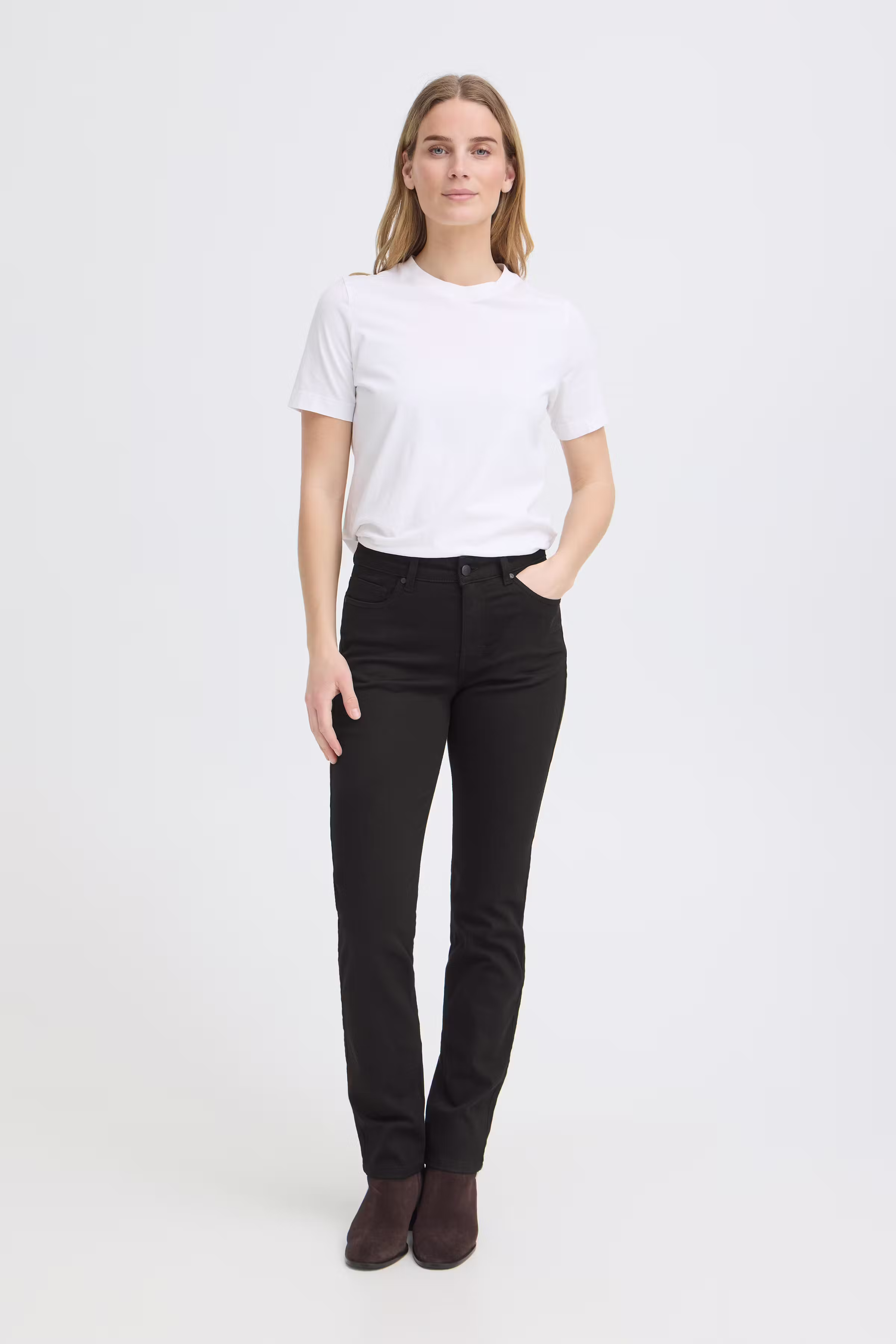 PZEMMA Jeans LOOKBOOK FRONT 50210777-200004