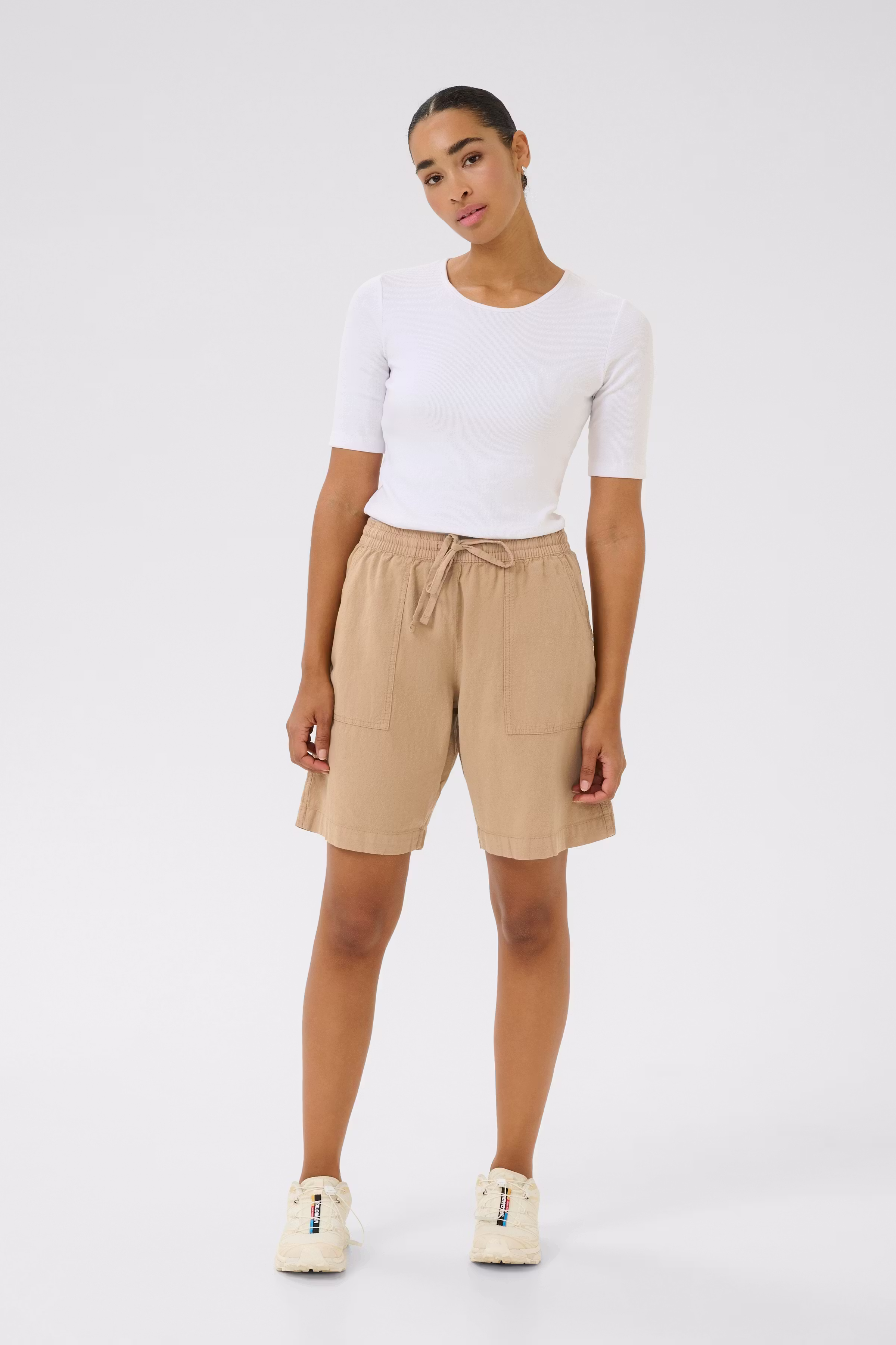 KAnaya Shorts LOOKBOOK FRONT 10509502-101239