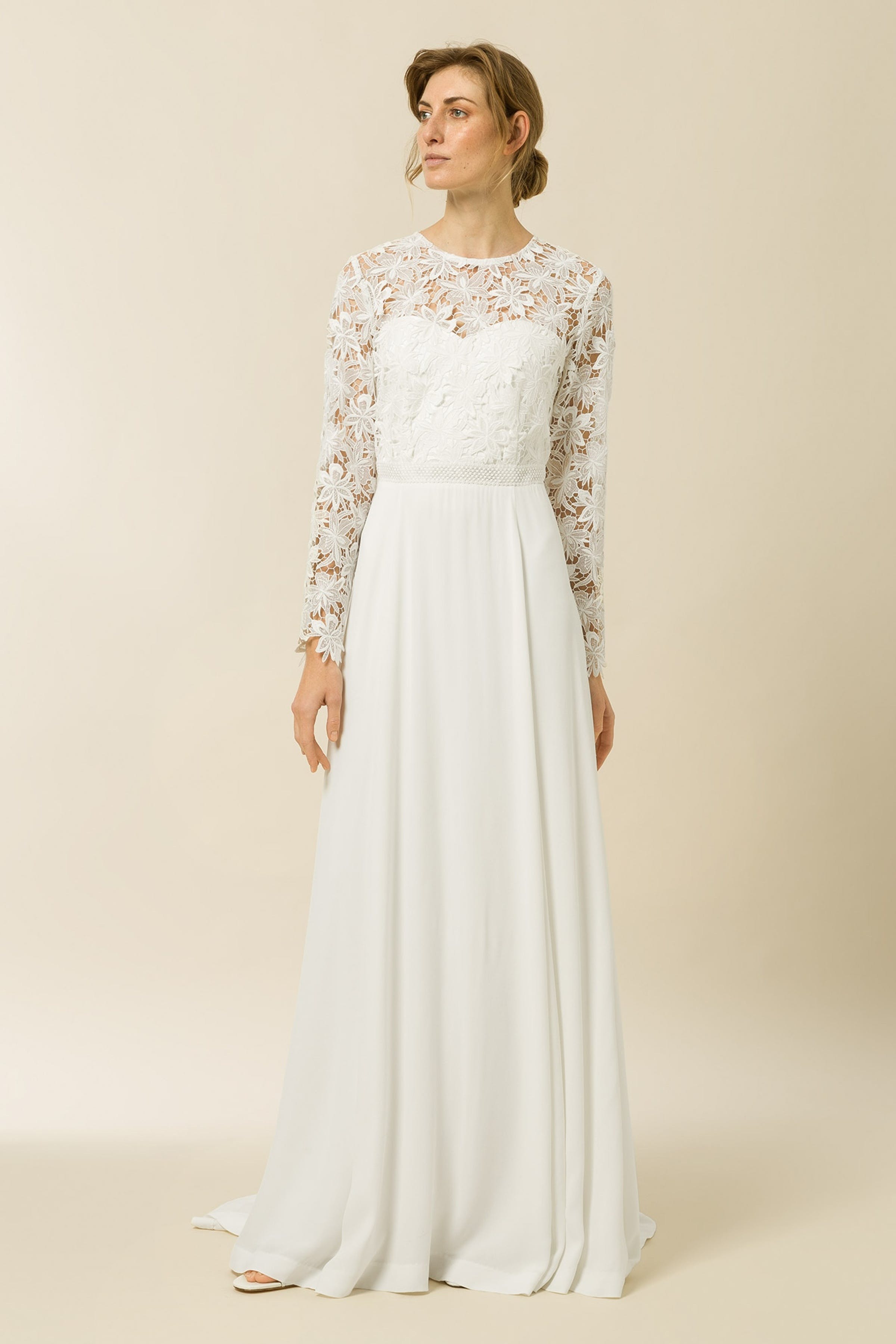 MACY Kleid LOOKBOOK FRONT 30600198-WH010