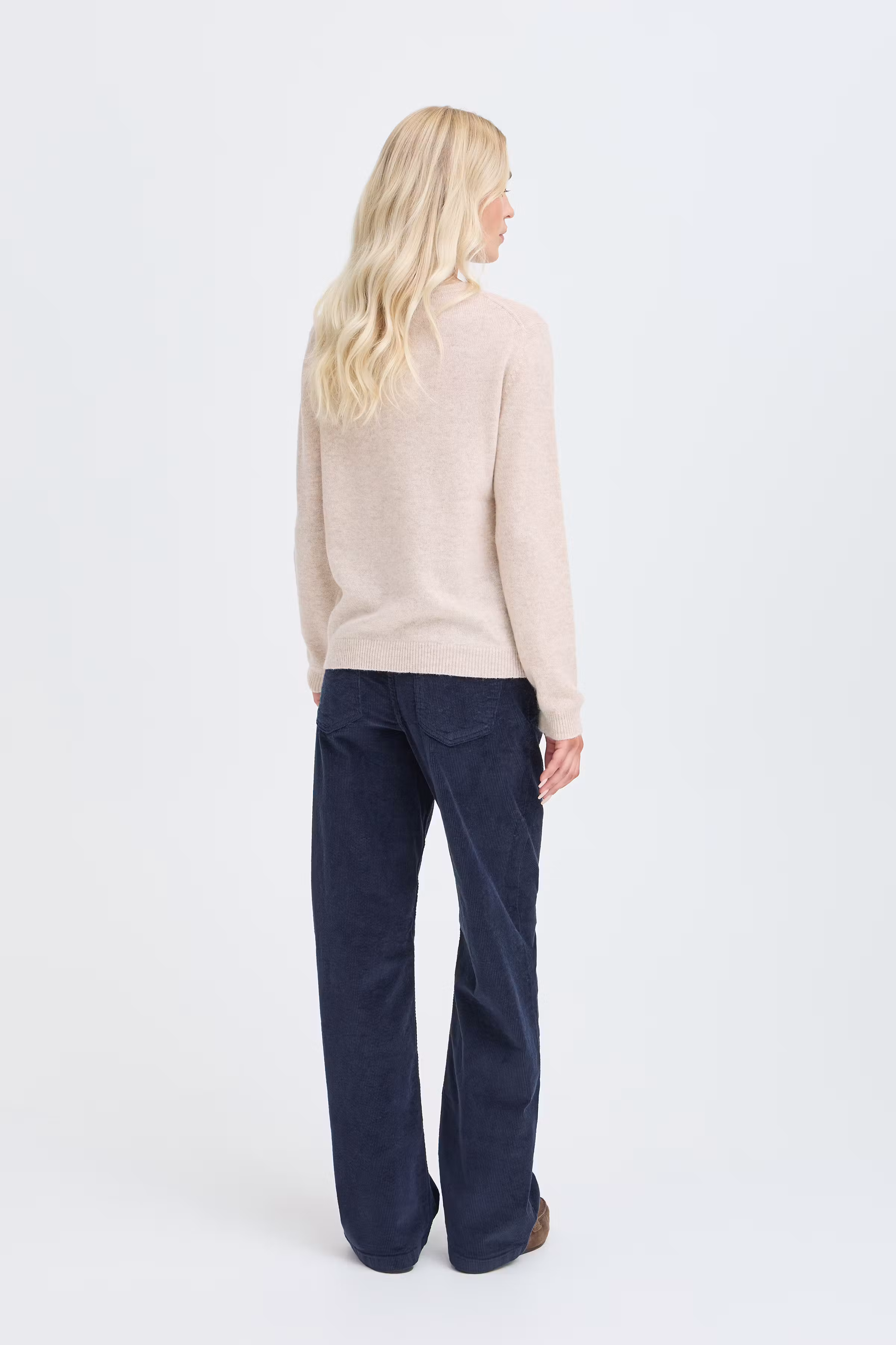BYOSANNA Cardigan LOOKBOOK BACK 20819124-1513041