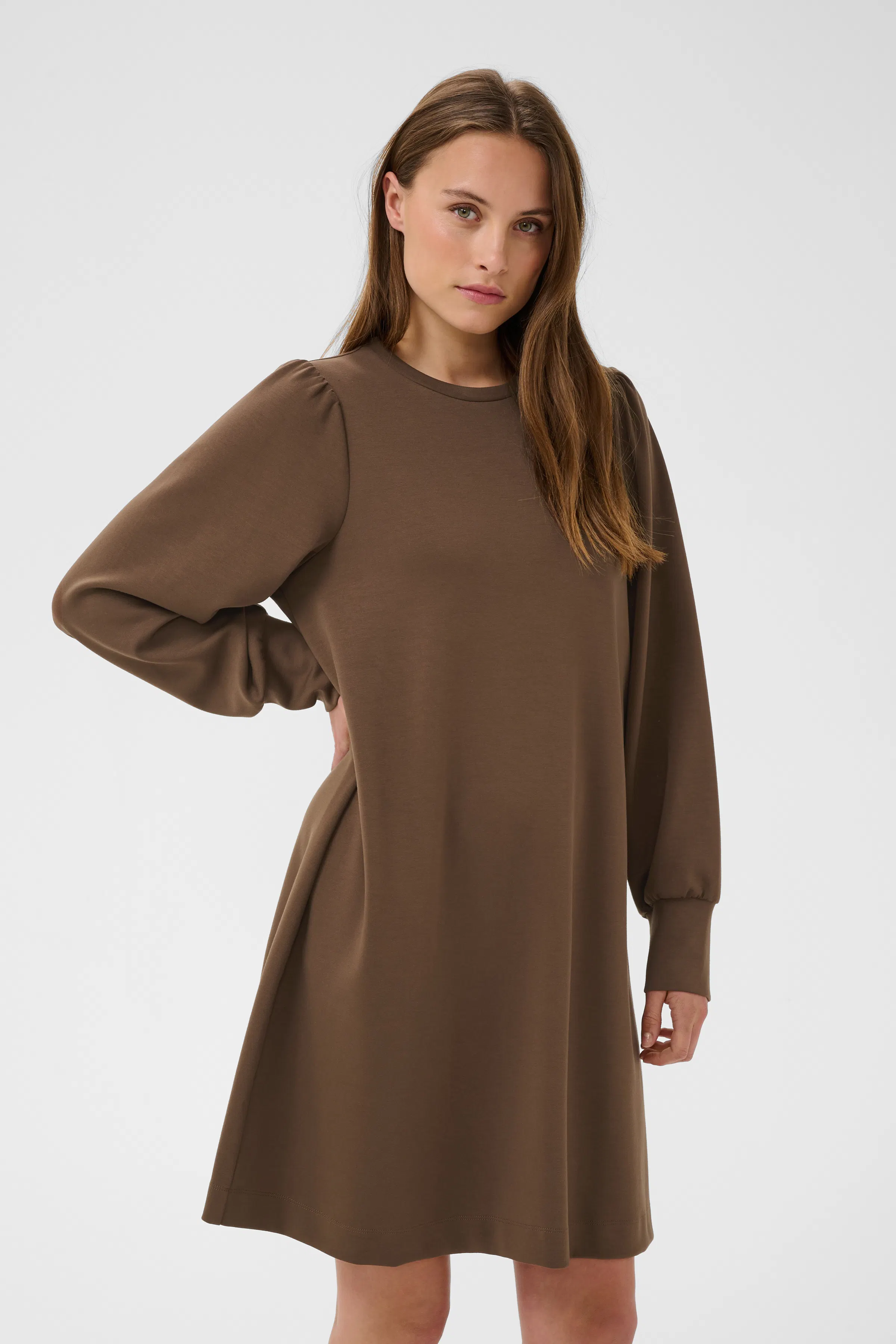 KAannie Kjole LOOKBOOK FRONT 10512243-191116