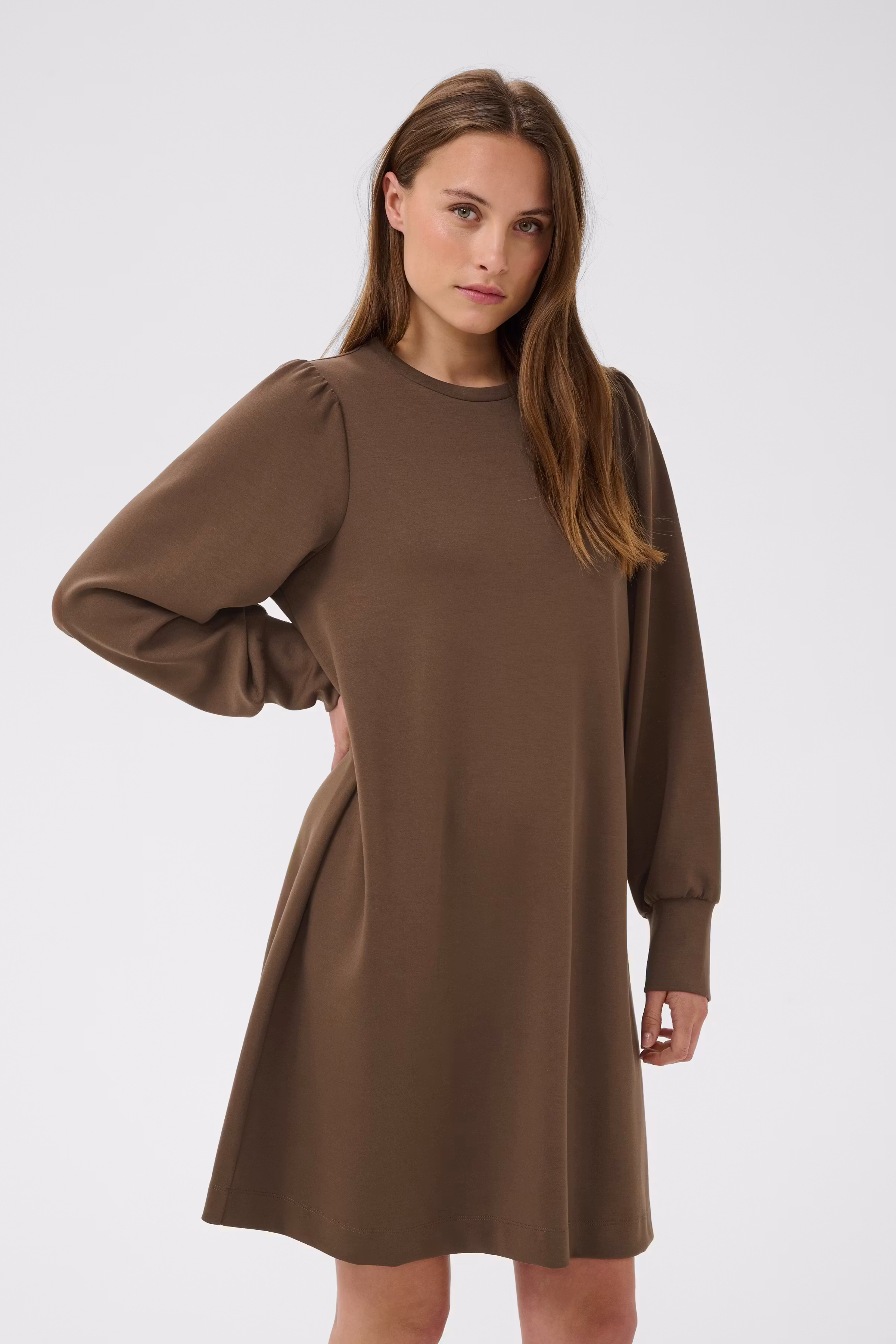 KAannie Kjole LOOKBOOK FRONT 10512243-191116