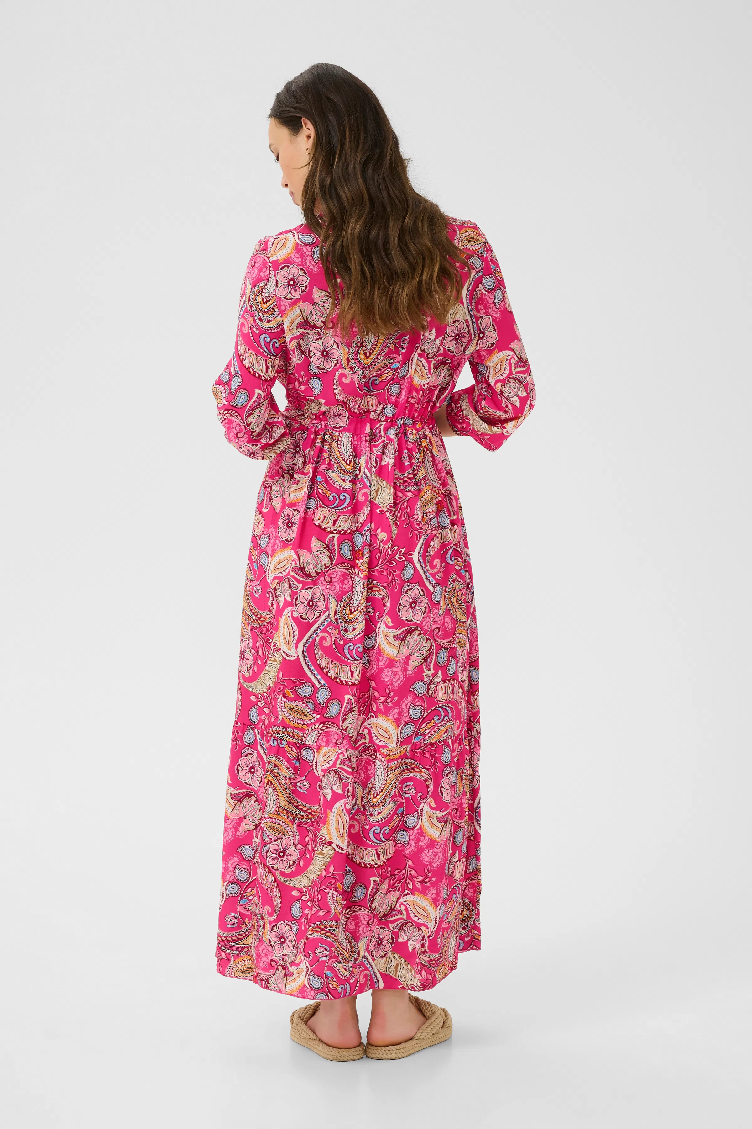 CRAlora Kjole LOOKBOOK BACK 10650723-108894