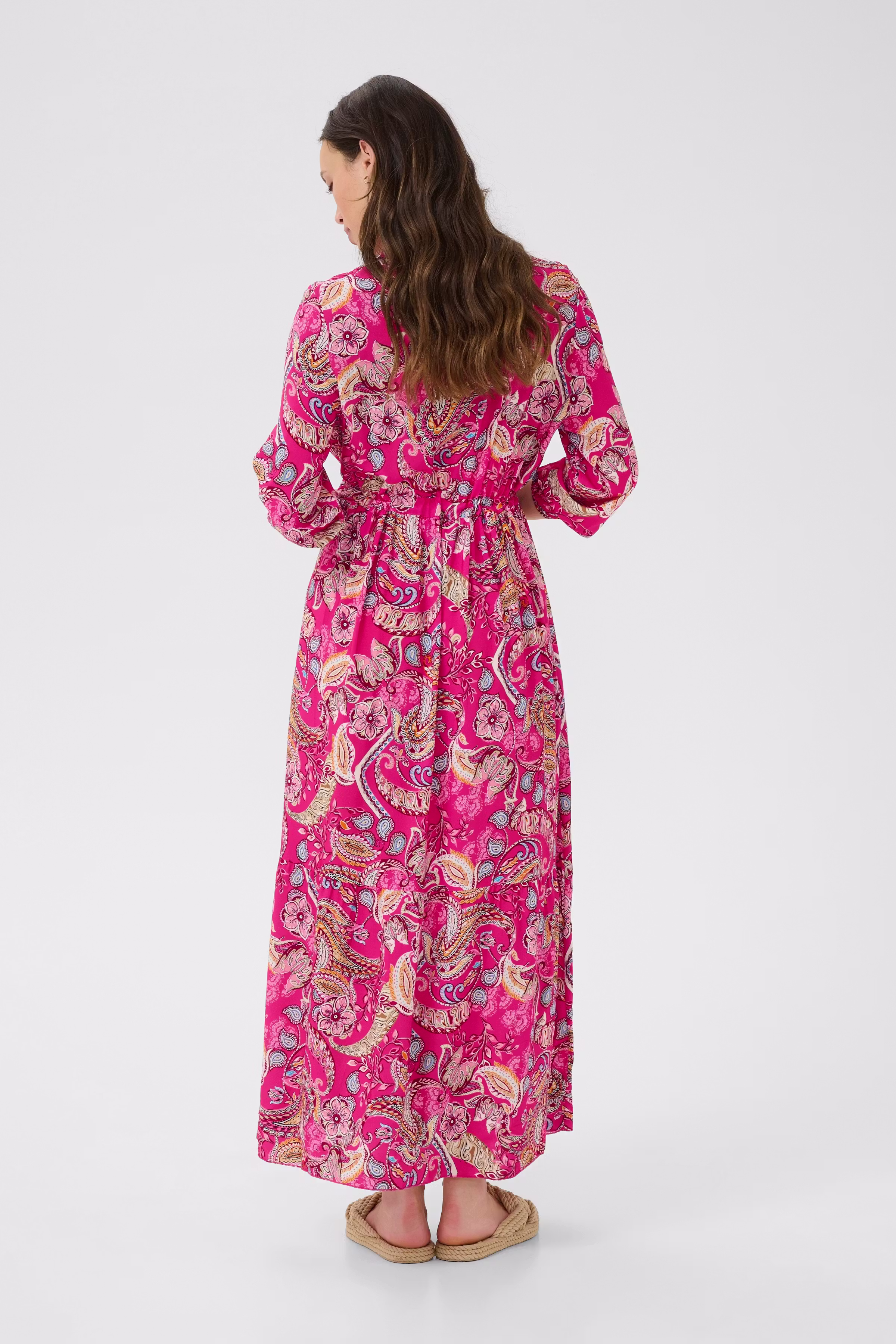 CRAlora Kjole LOOKBOOK BACK 10650723-108894