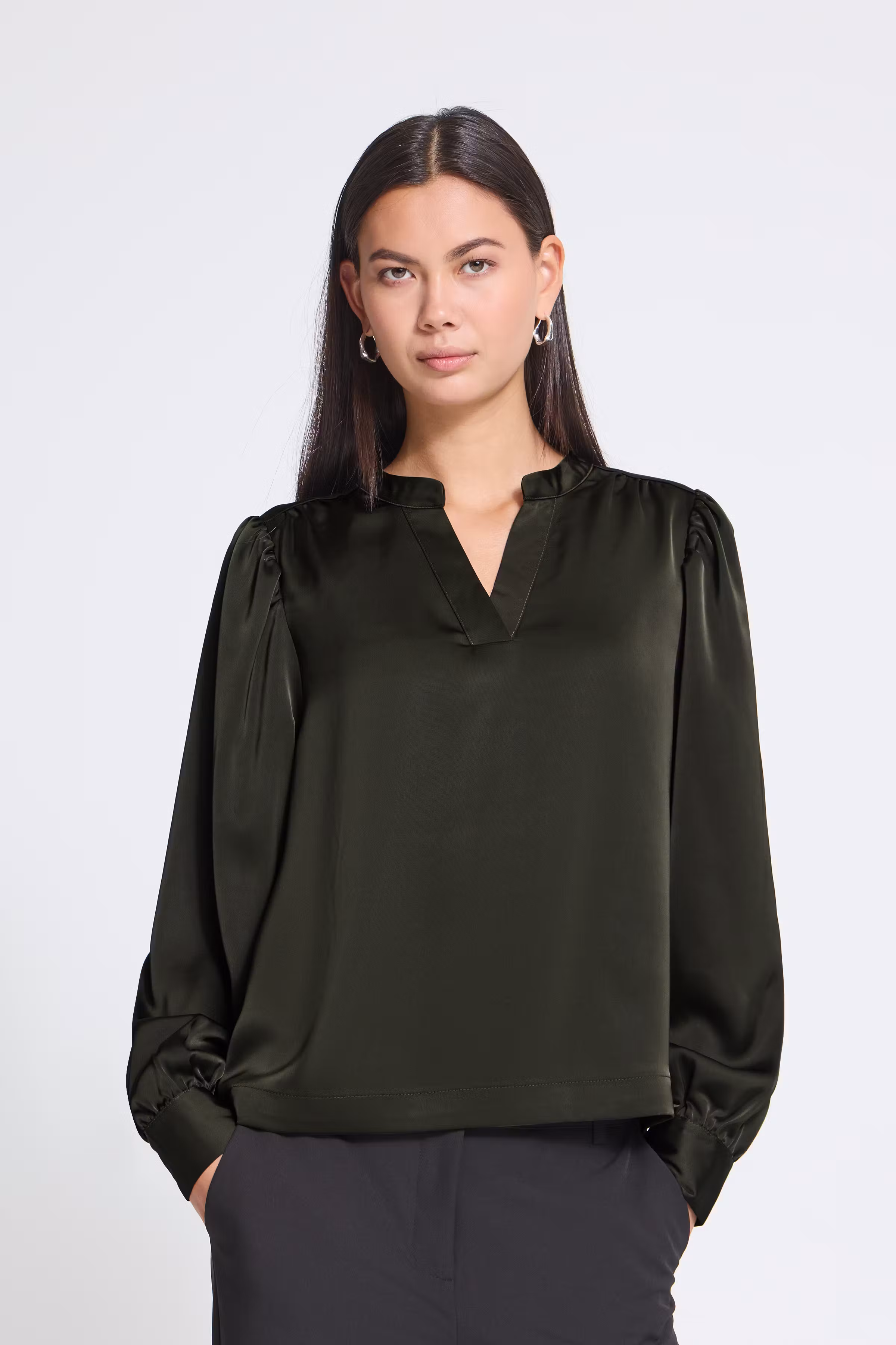 IHLETTA Bluse LOOKBOOK FRONT 20126768-190509