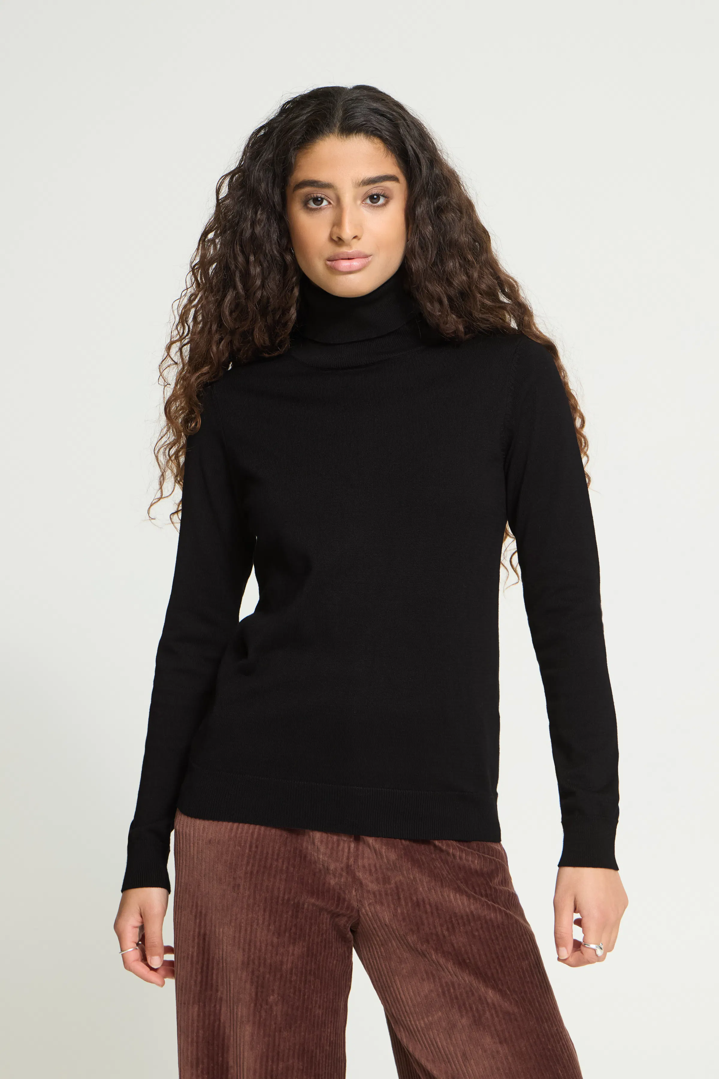 IHLULS Pullover LOOKBOOK FRONT 20126198-194008