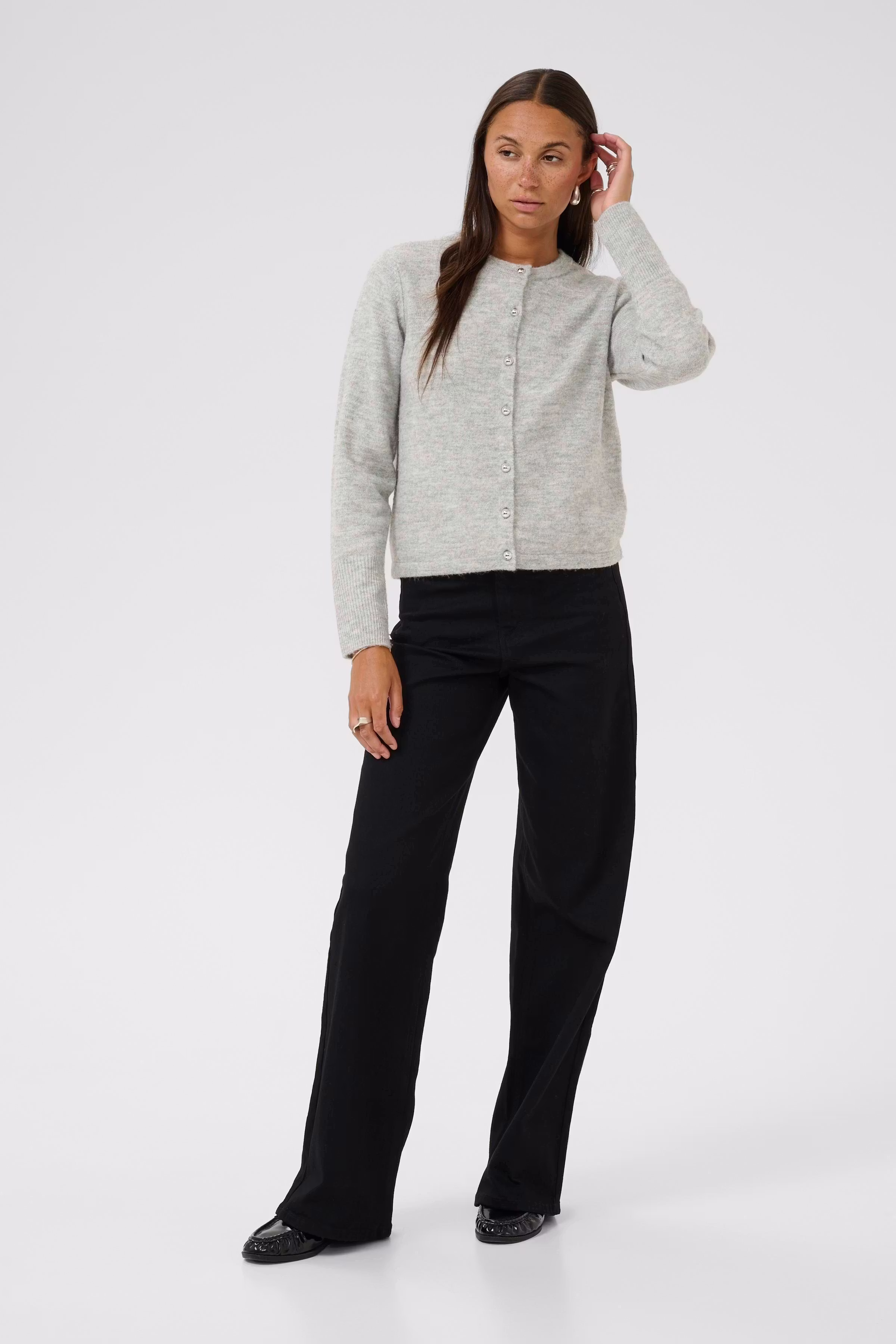 KAniel Cardigan LOOKBOOK FRONT 10510481-100126