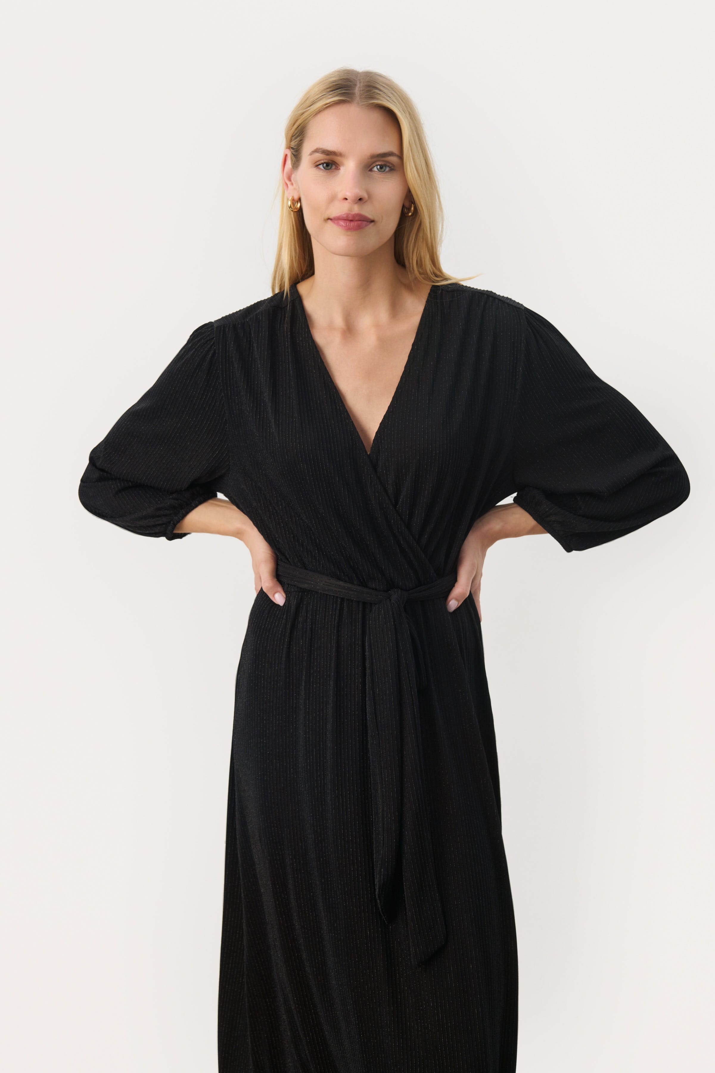 ThennaPW Kjole LOOKBOOK FRONT 30309312-194008